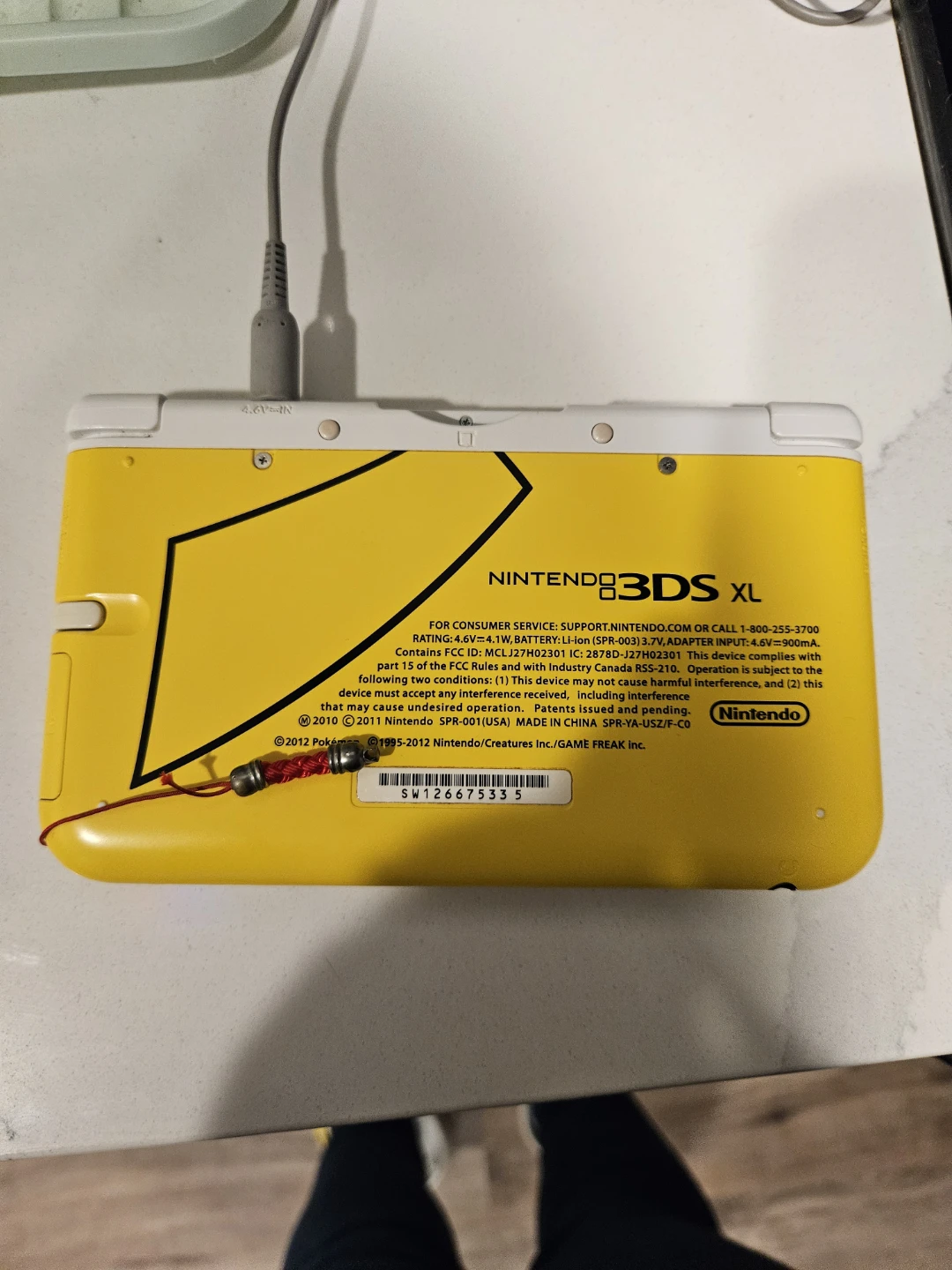 Nintendo 3DS XL Pikachu Edition - photo 5