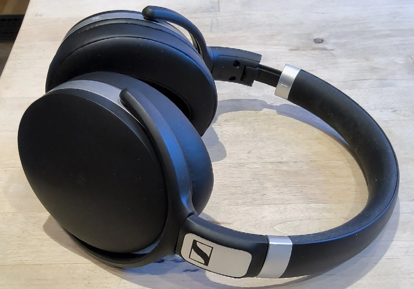 Sennheiser HD 4.40BT Headphones - photo 3