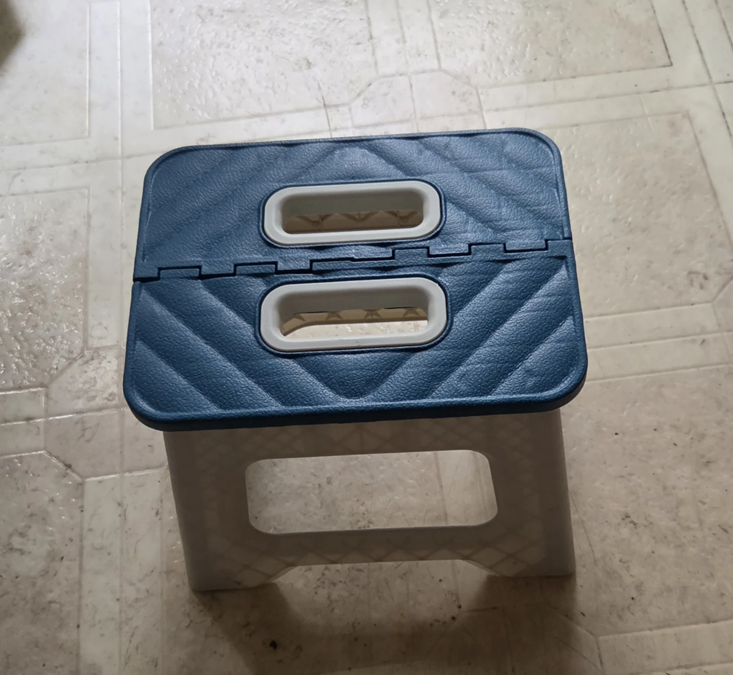 New Foldable Plastic Stool