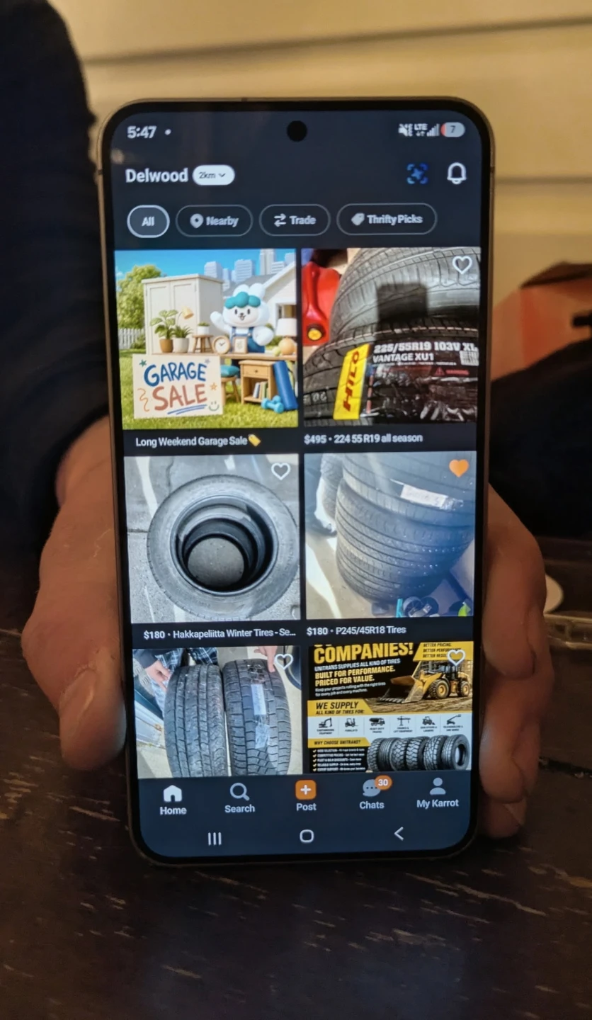 Samsung Galaxy S25  Smartphone