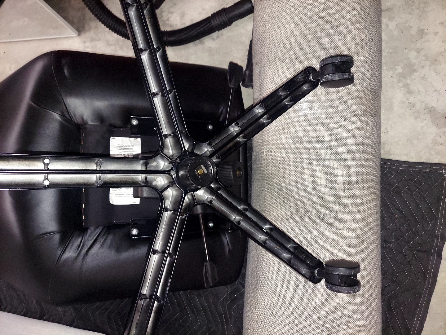 Black Leather Office Chair - photo 3