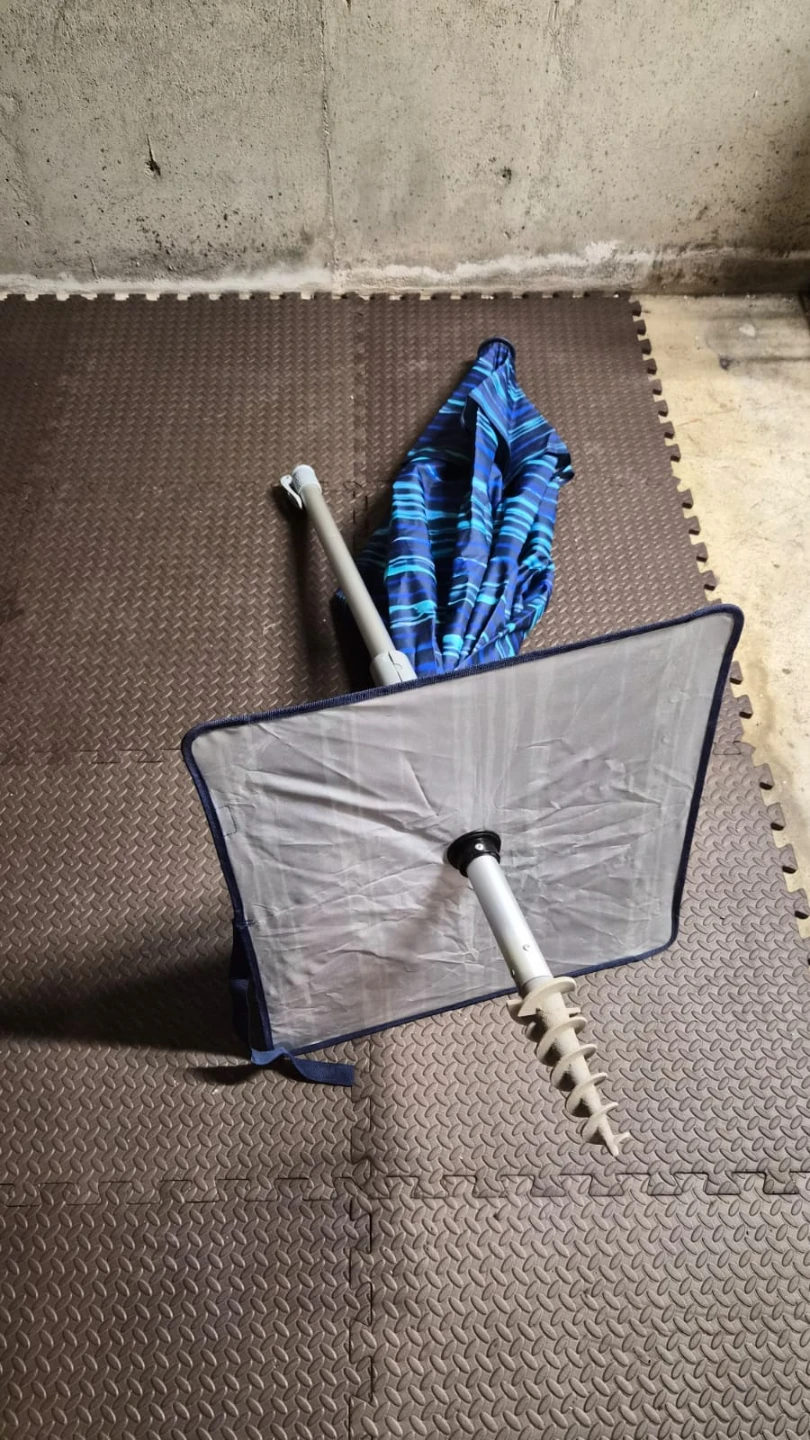 Tommy Bahama Blue Stripe Beach Umbrella - photo 5