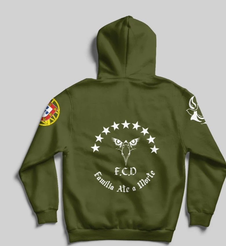 Familia Ate a Morte Graphic Hoodie