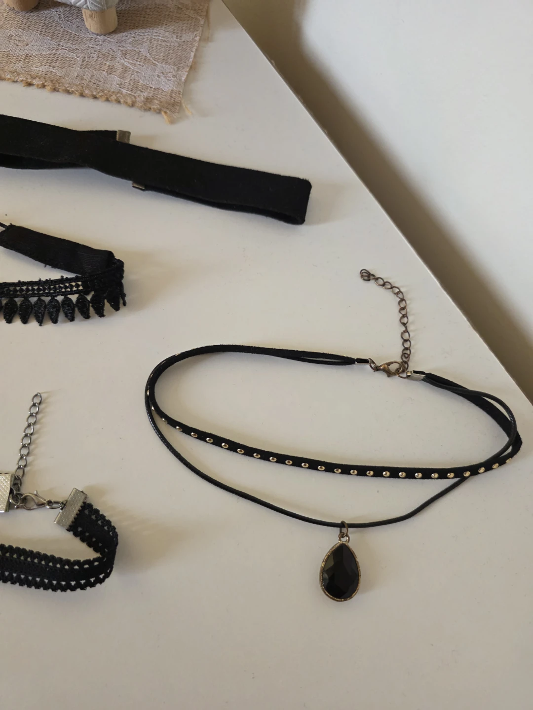 Set of 4 Black Choker Necklaces 🏈 - photo 4