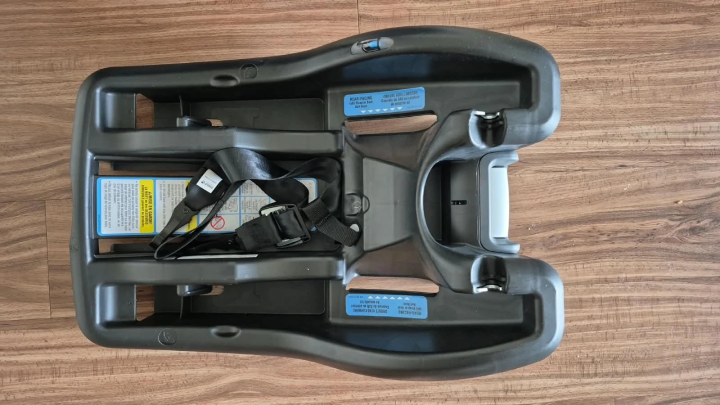 Graco Sunridge 35 Lite LX baby car seat with base - photo 4