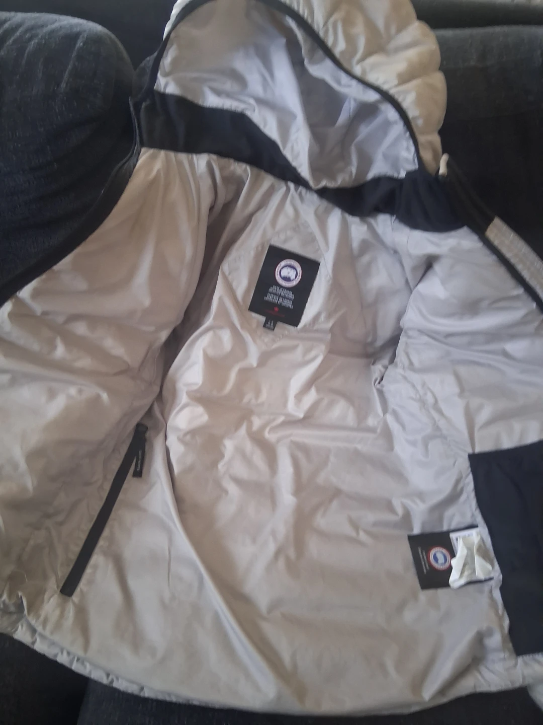 Canada Goose Puffer Jacket - photo 2
