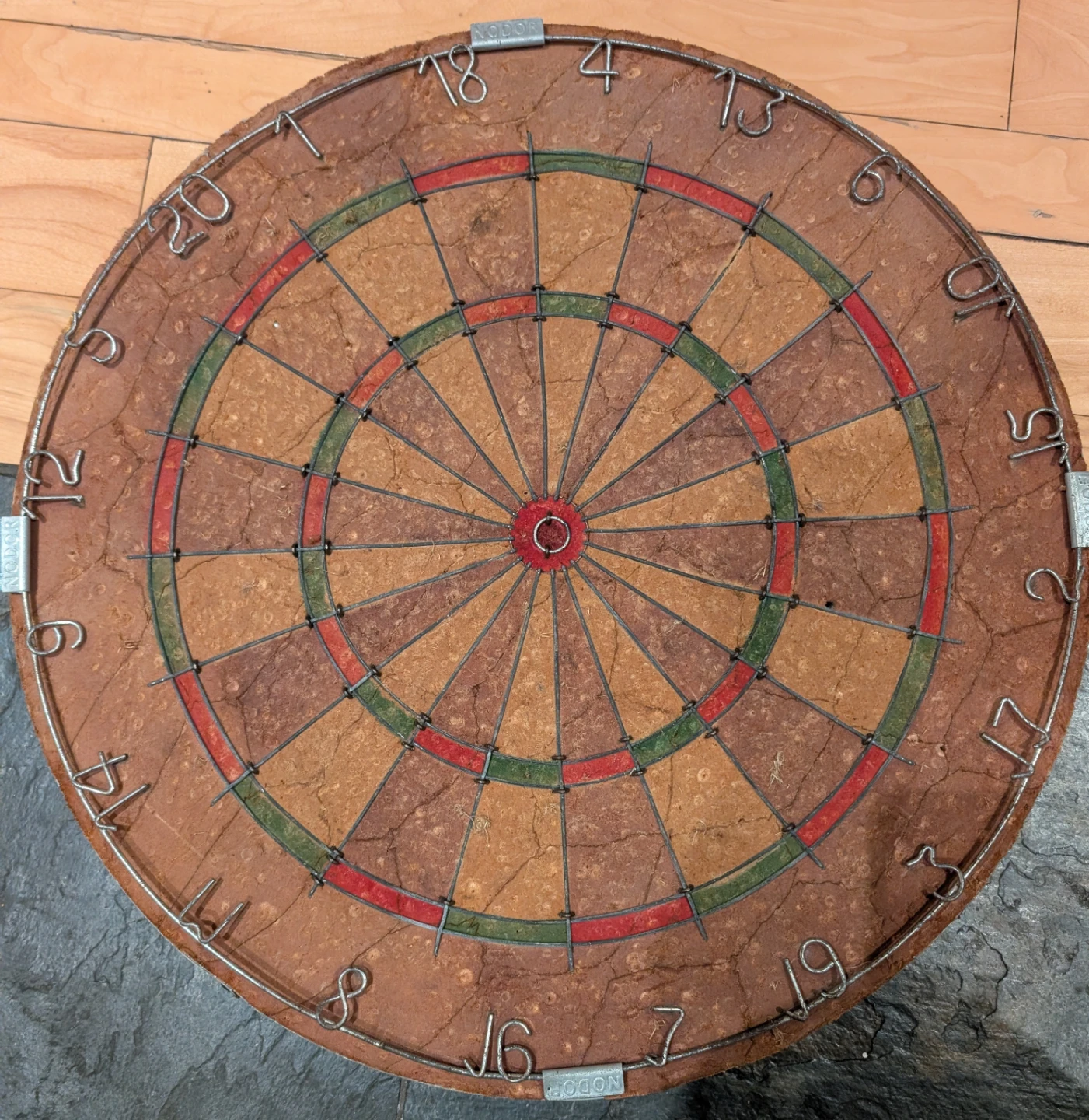 Nodor Bristle Dart Board