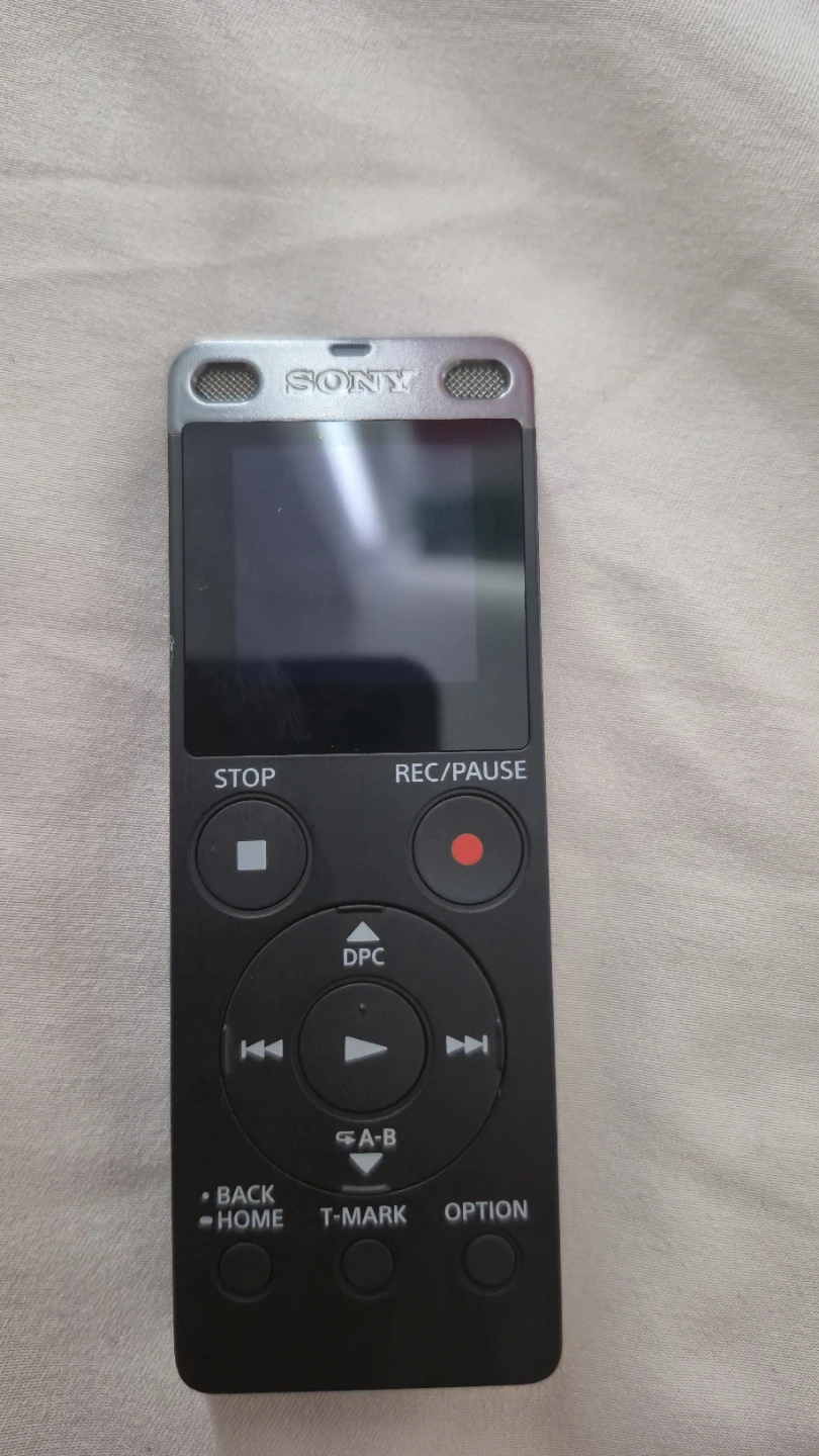 Sony ICD-UX560F Digital Voice Recorder 4GB FM Radio - photo 3