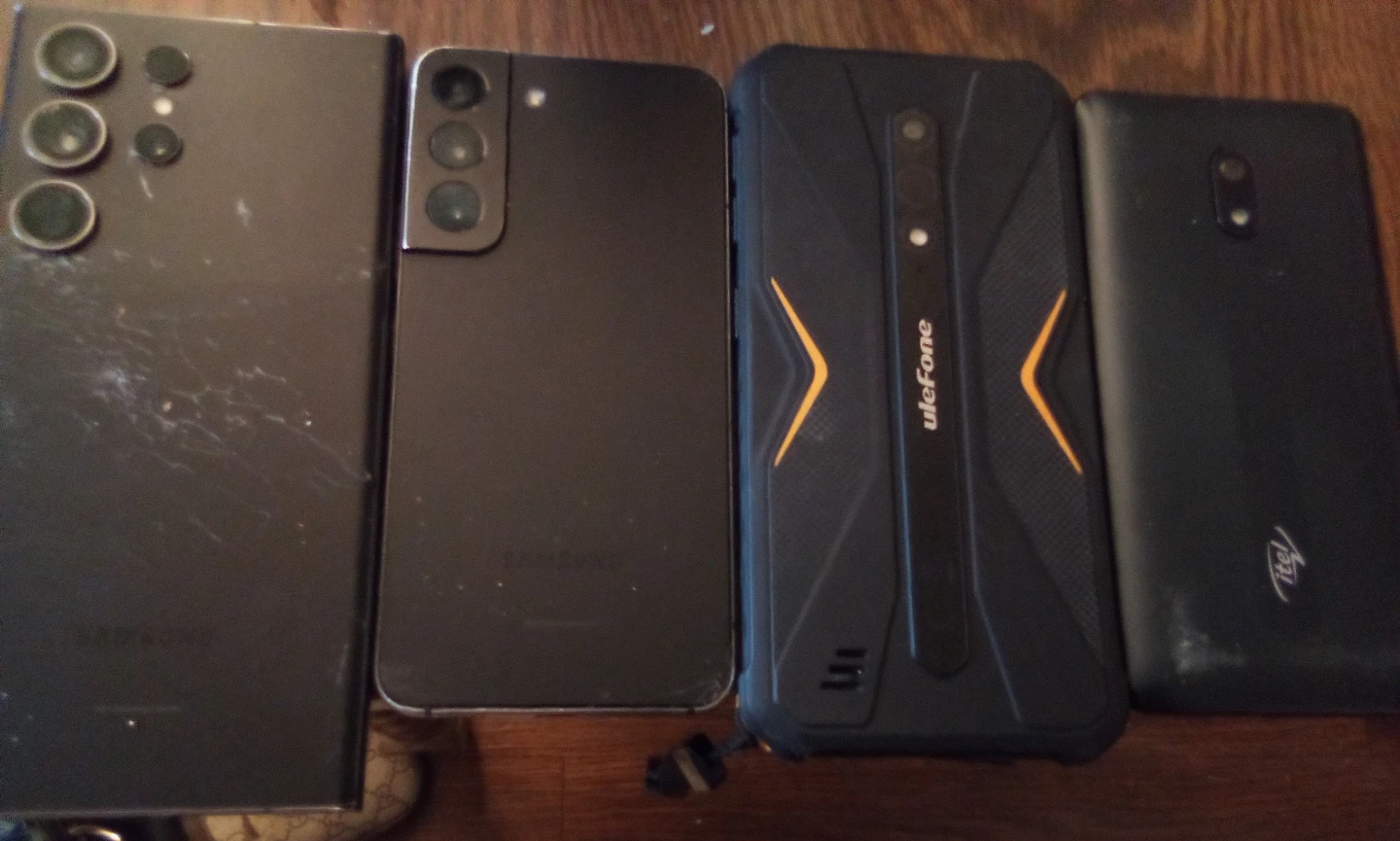 Smartphones TECH/Repairman Lot android phones