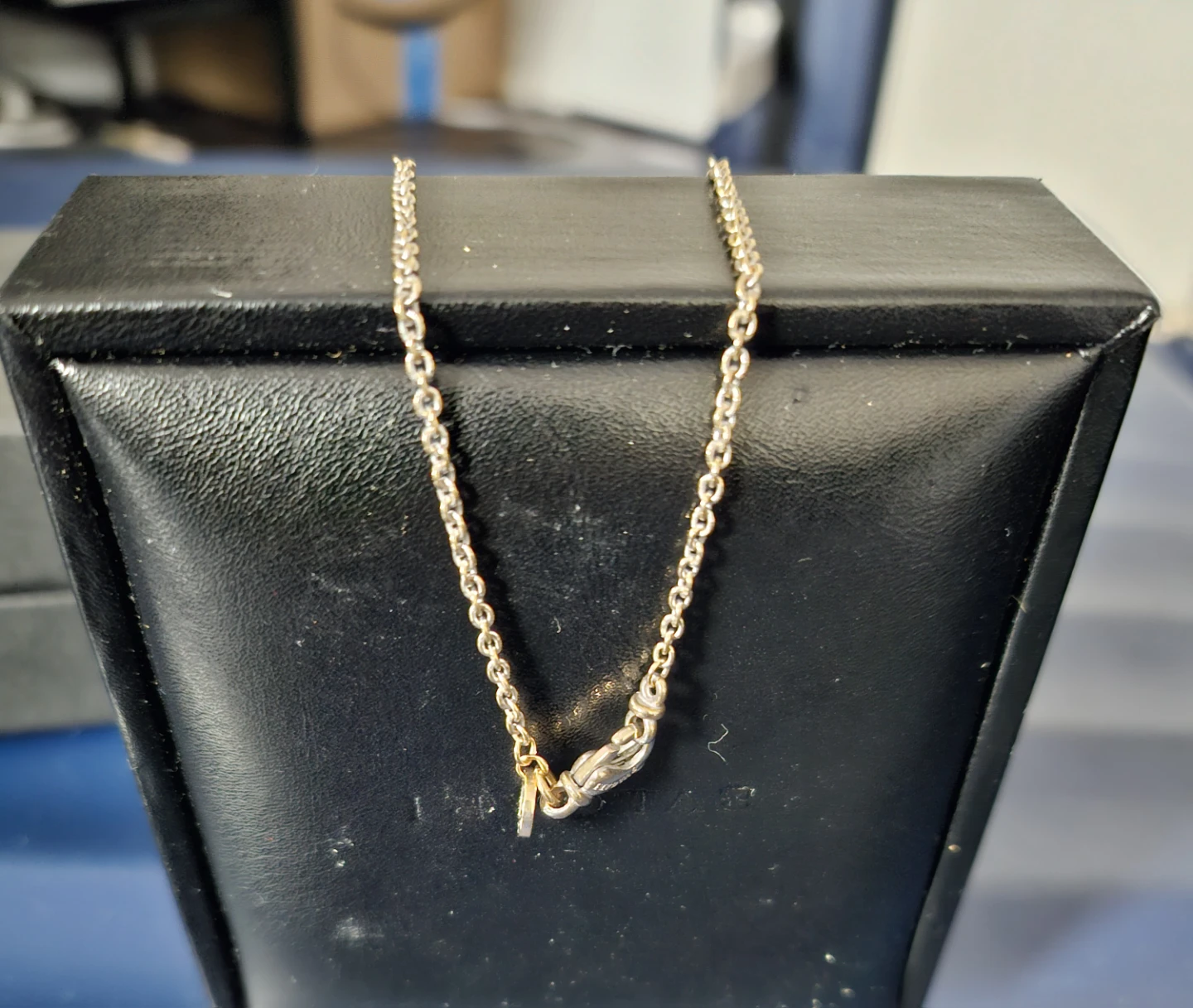Bvlgari b zero1 white gold necklace - photo 2