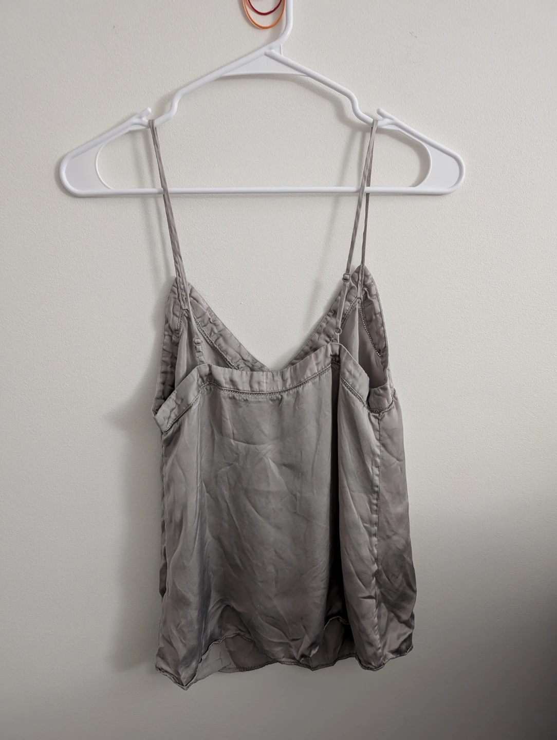 Wilfred by Aritzia Cupro Luxurious V-Neck Camisole Taupe / Grey - photo 2