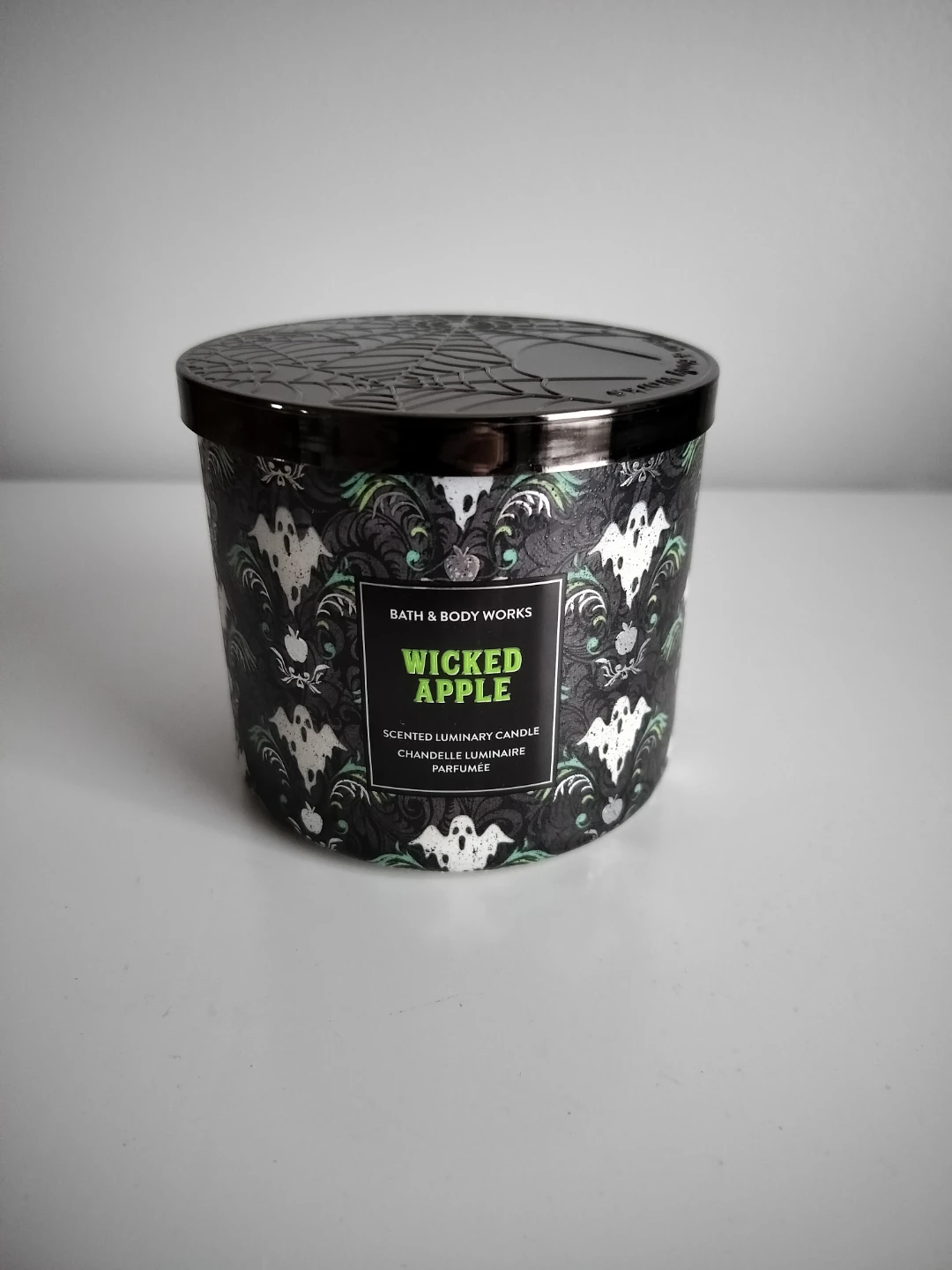 Bath & Body Works WICKED APPLE 3 wick scented candle