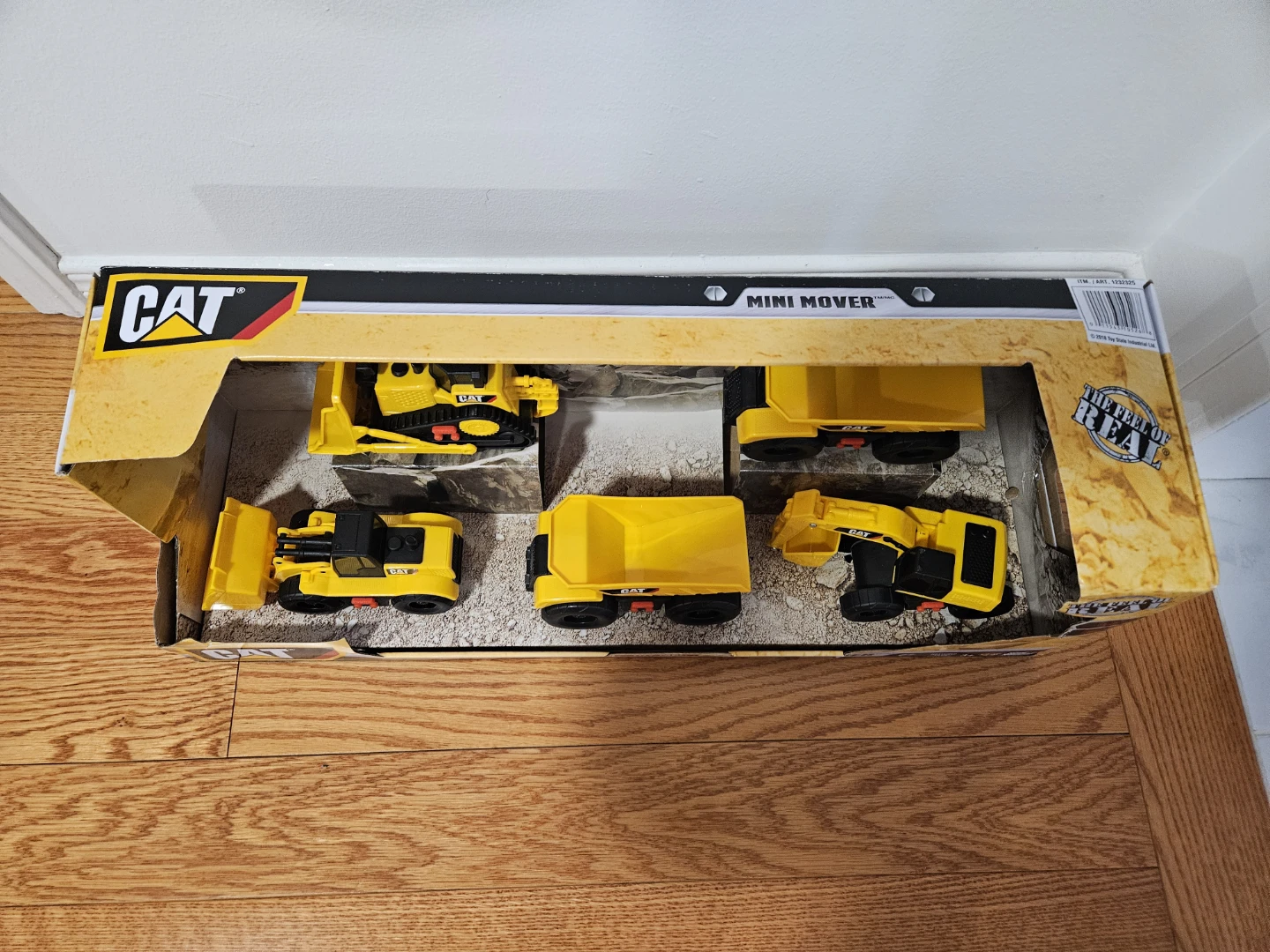 CAT Mini Mover Construction Vehicle 5-Piece Set - photo 2