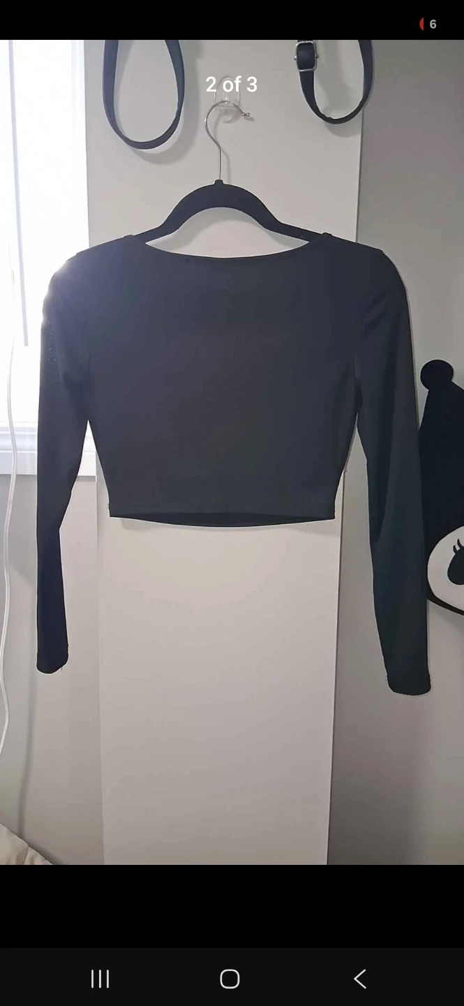 SHEIN black long sleeve crop top - photo 2
