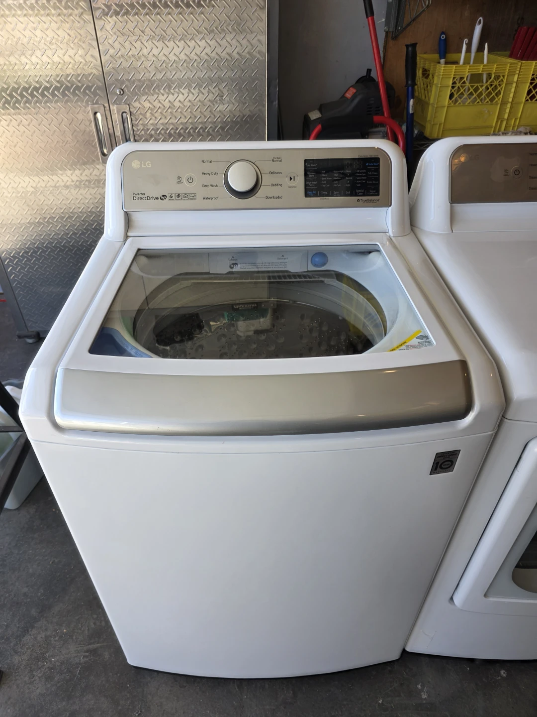 Washer and dryer only 6 months old - photo 2