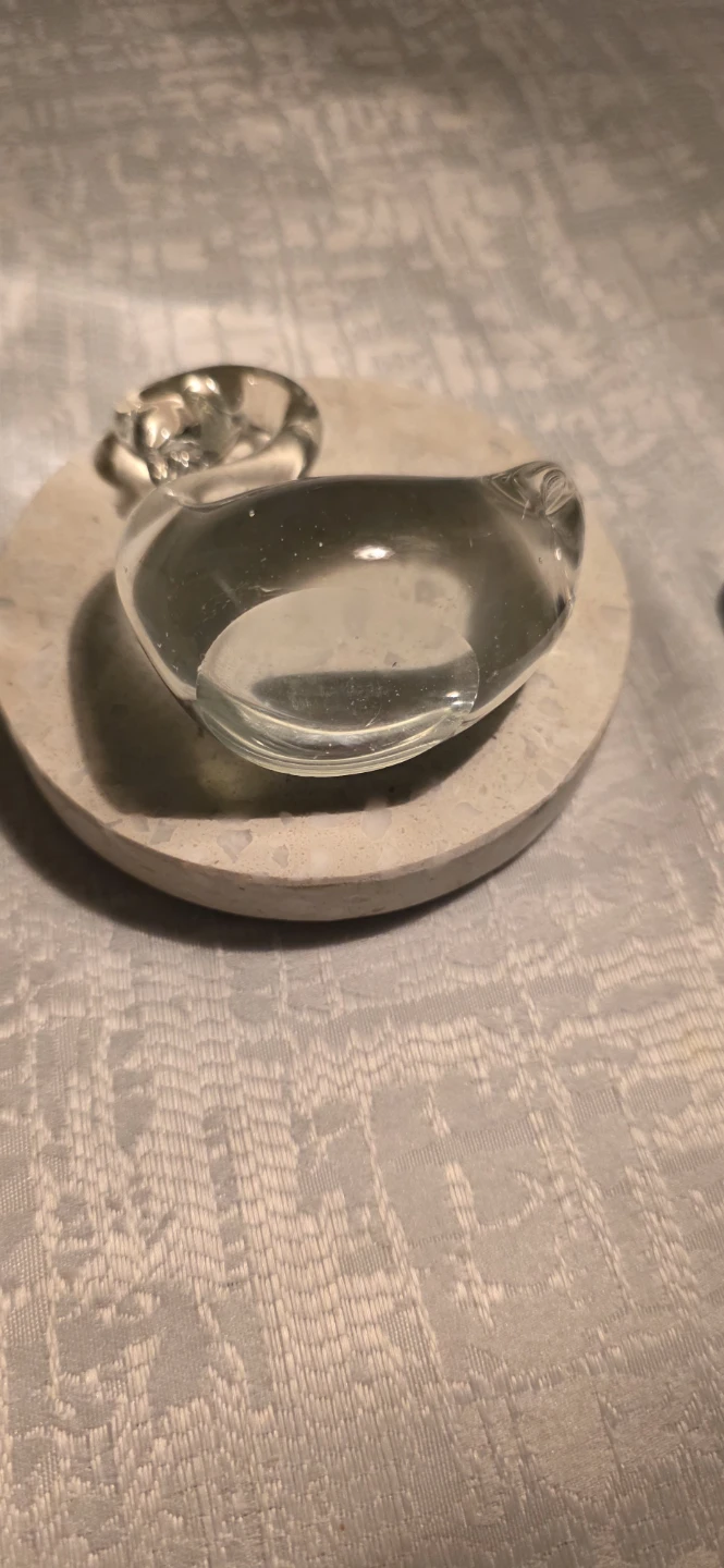 Clear Glass Swan Figurine - photo 3