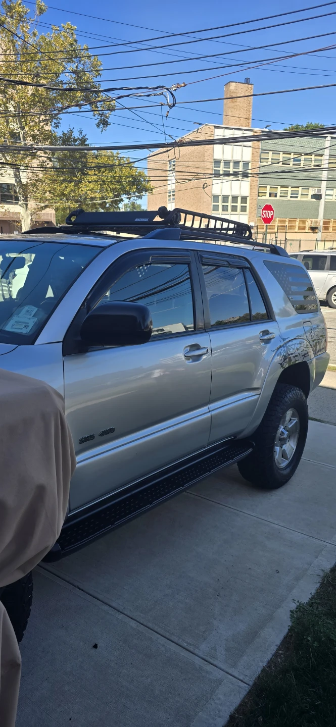 Toyota 4Runner SR5 4WD - photo 5
