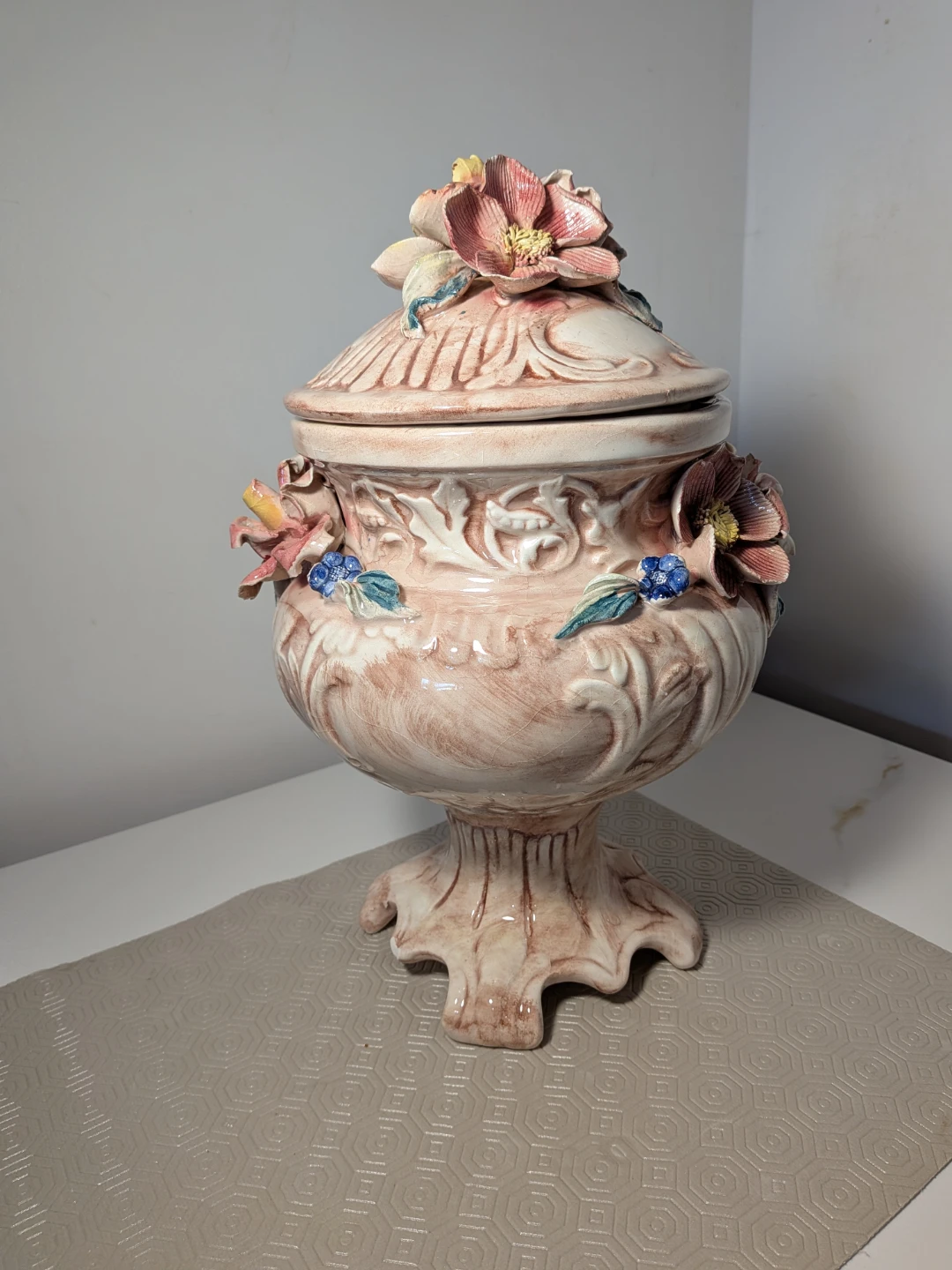 Vintage Ceramic Urn with Floral Appliqués - photo 4