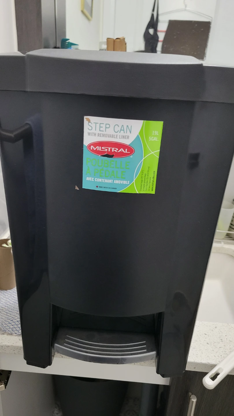Garbage  Cans  various sizes - photo 3