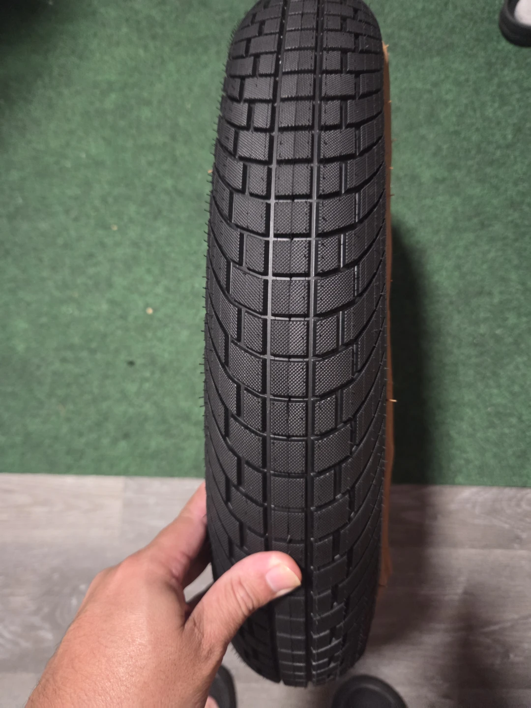 20x4.0 Fat Tire for Electric Bike - photo 2