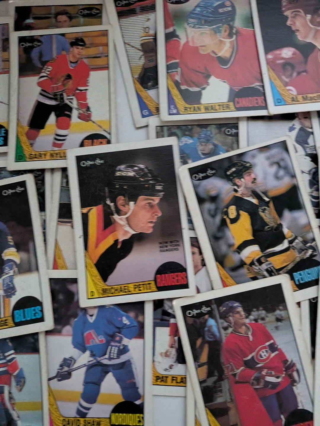 Vintage O-Pee-Chee NHL Hockey Card Collection - photo 3