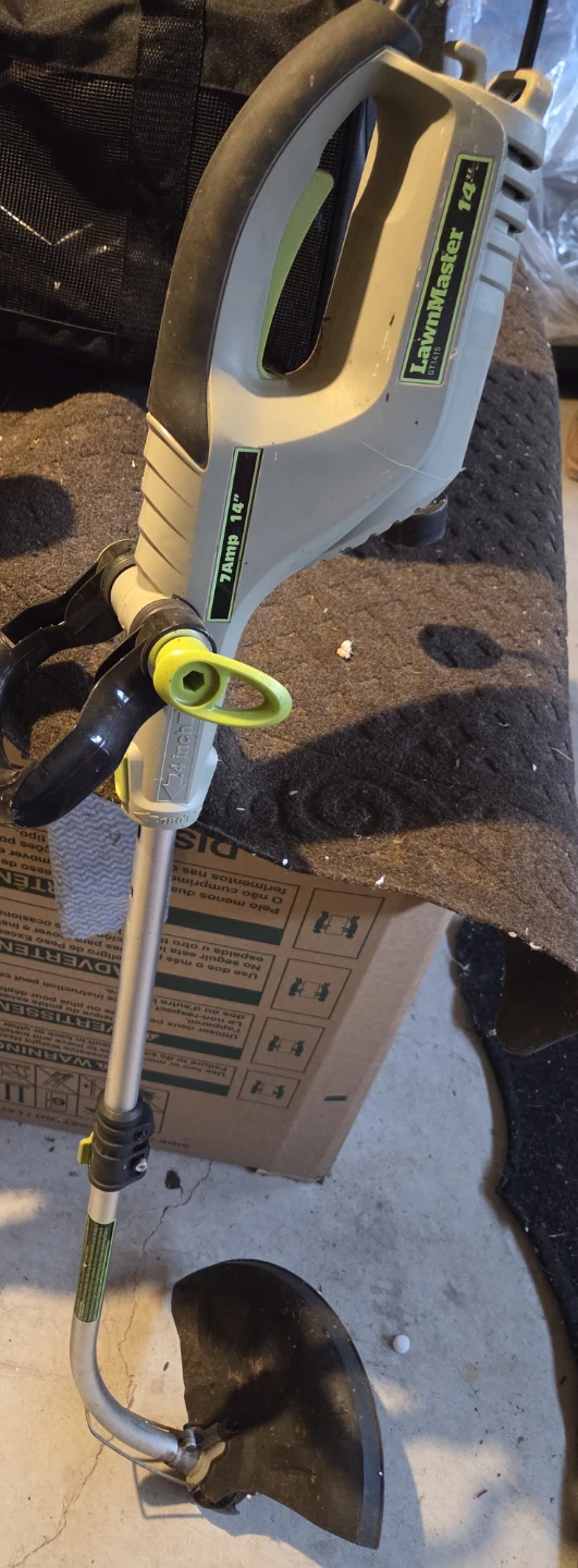 LawnMaster GT1415 14 inch 7 Amp String Trimmer