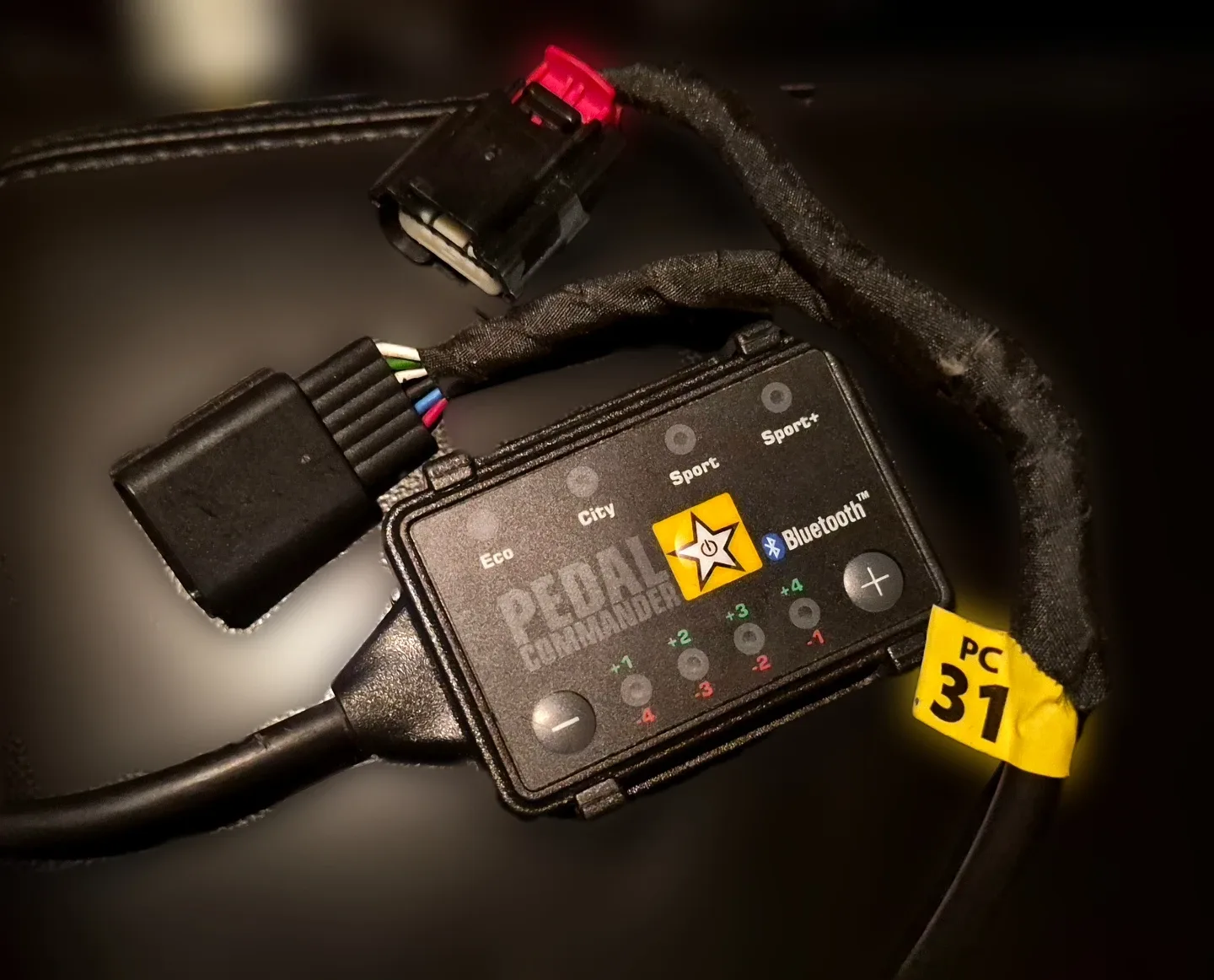 Pedal Commander PC31-BT  Throttle Response Controller
