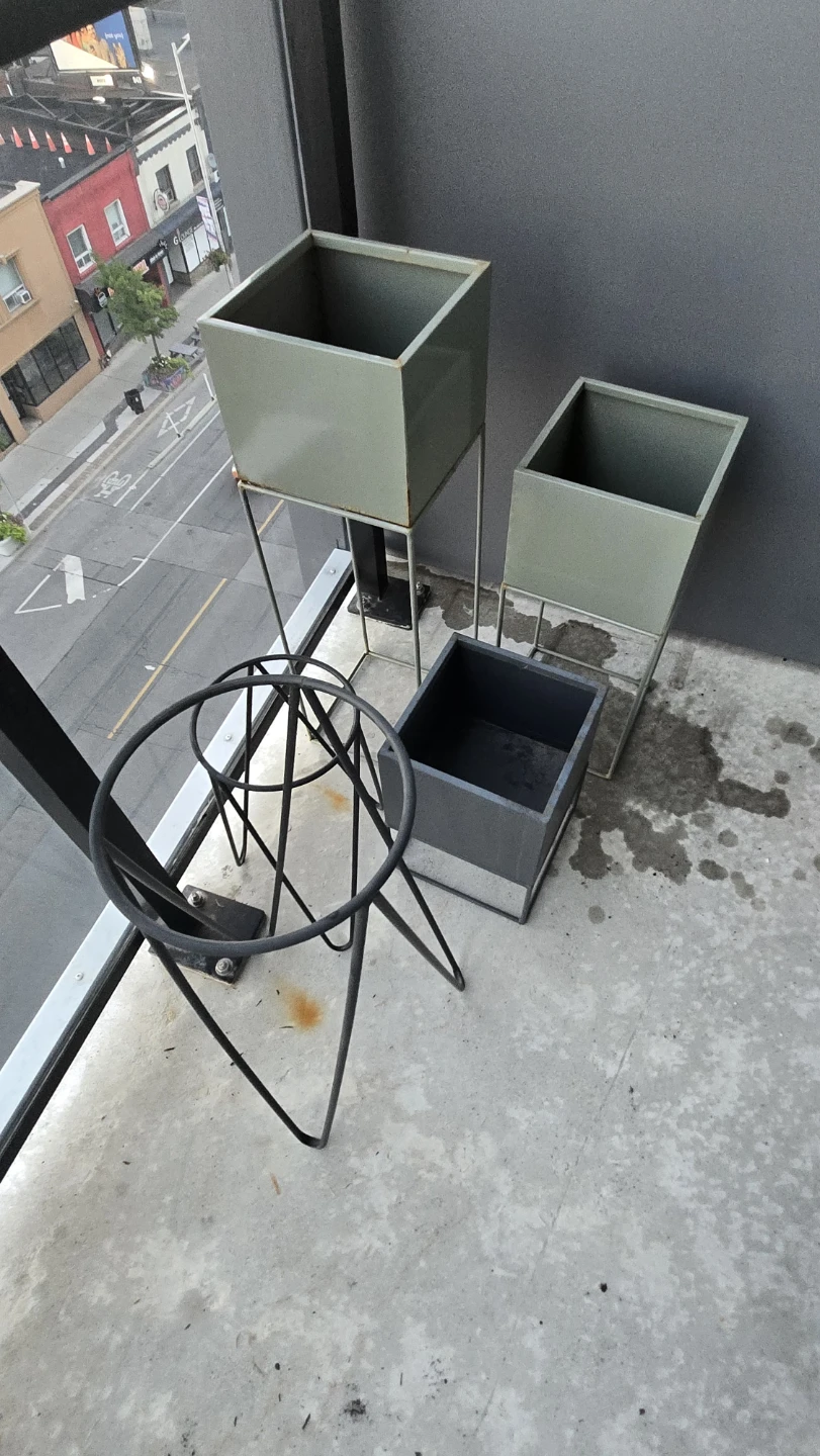 3 square Planters + 2 round  Plant Stands