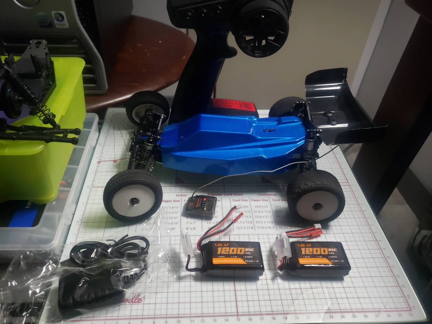 Losi mini b and losi mini t with extras.