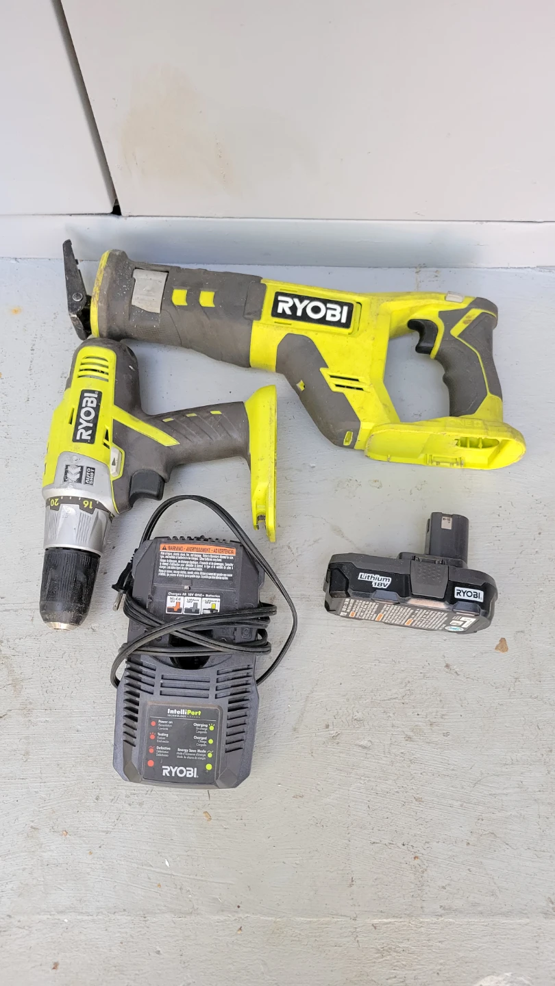 Ryobi 18V Drill, Reciprocating Saw, battery & charger - photo 2