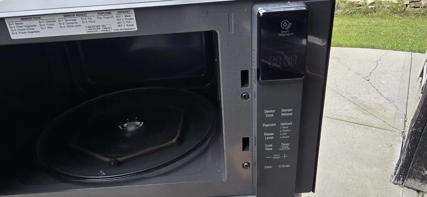 LG LMC1575SB Microwave - photo 5