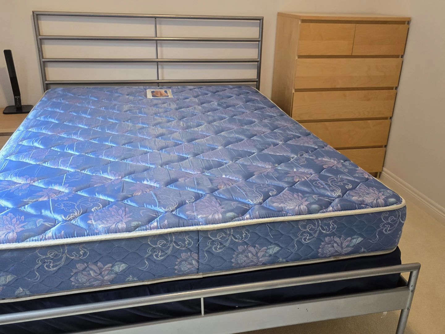 FREE FREE IKEA queen Metal Bed set - photo 5