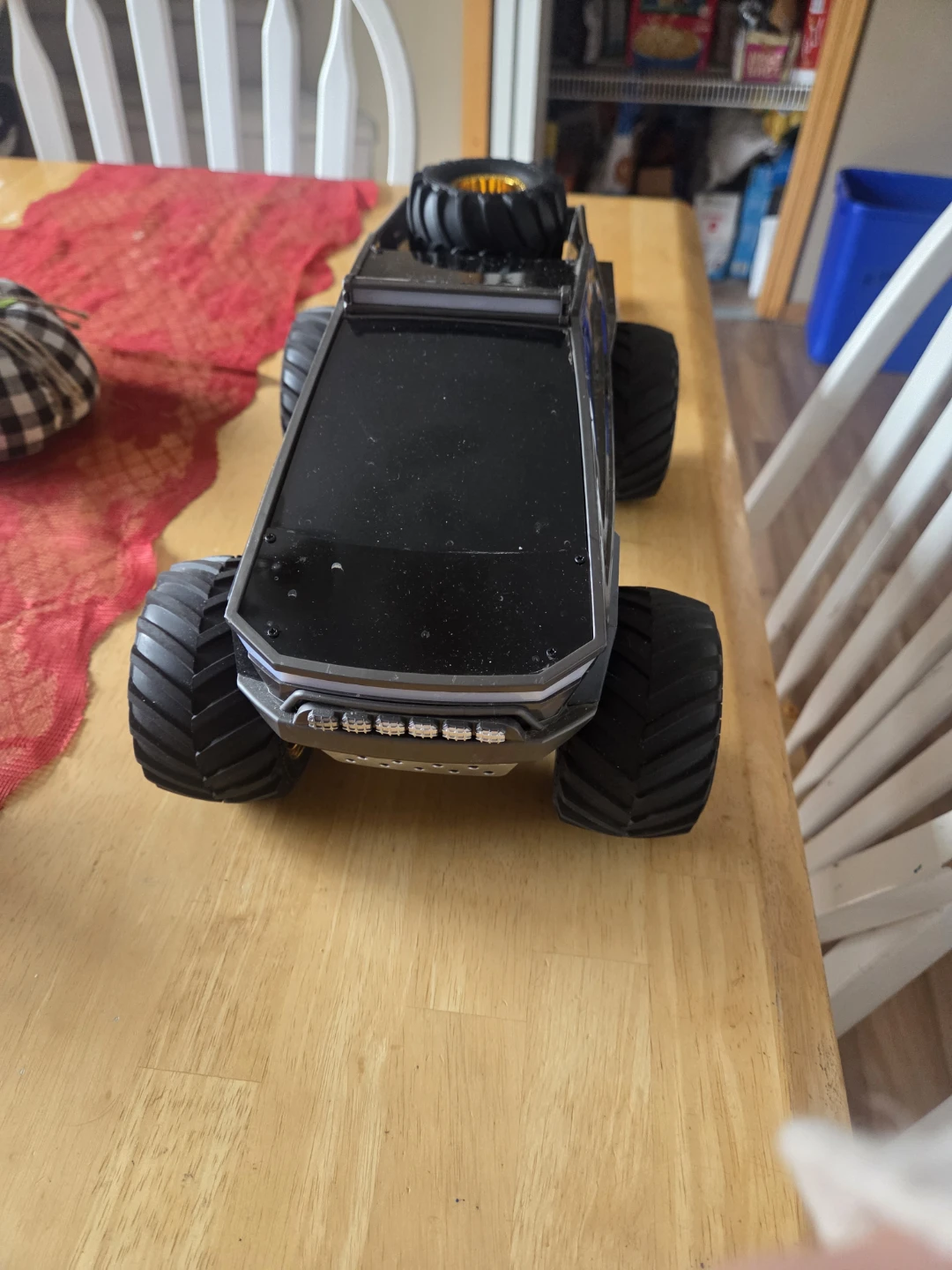 Cybertruck Style RC Monster Truck - photo 2