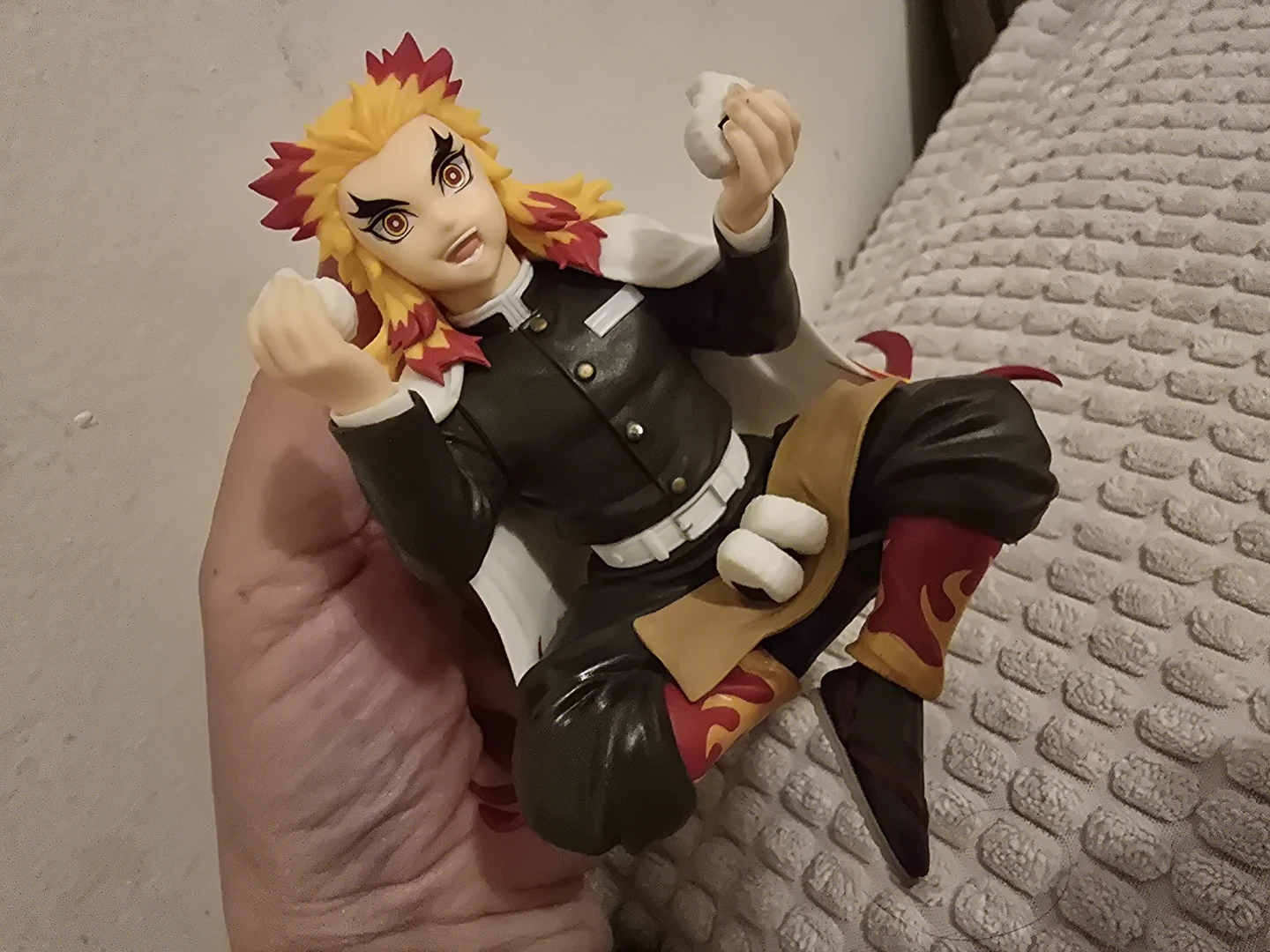 Demon Slayer Kyojuro Rengoku Figure  as is - photo 3