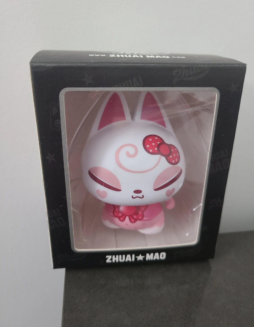 Zhuai Mao Figurine 🏈