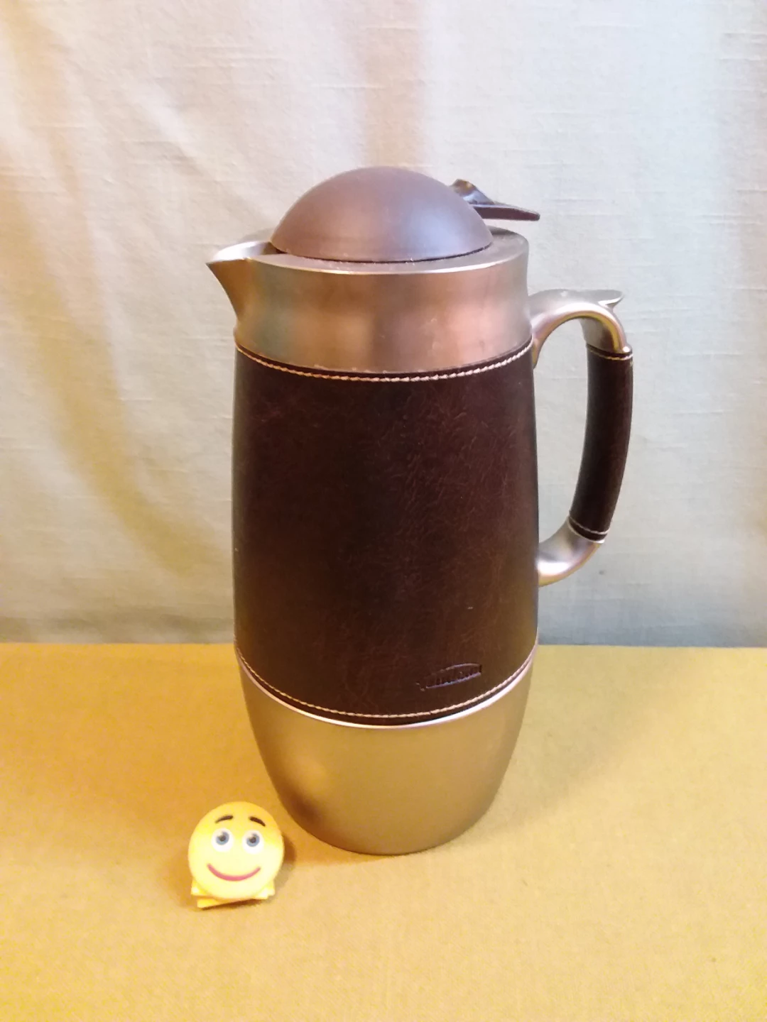 🏈 🍶➡️ Thermos Beverage Carafe 🍶