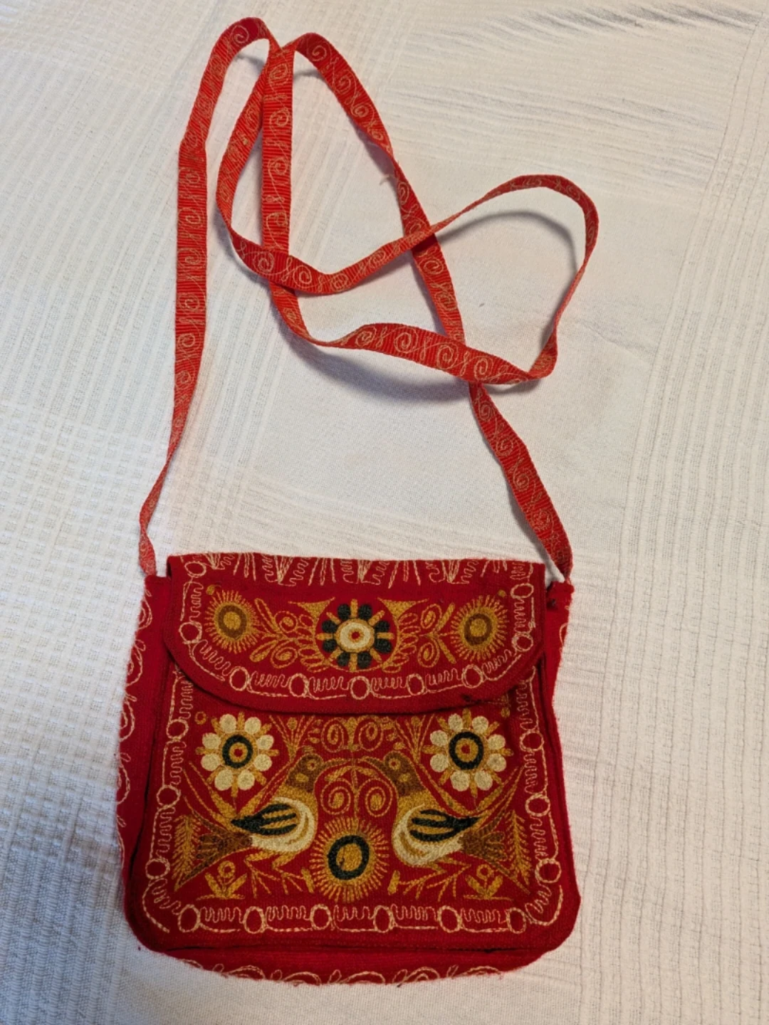 Vintage embroidered Red Crossbody Bag🏈