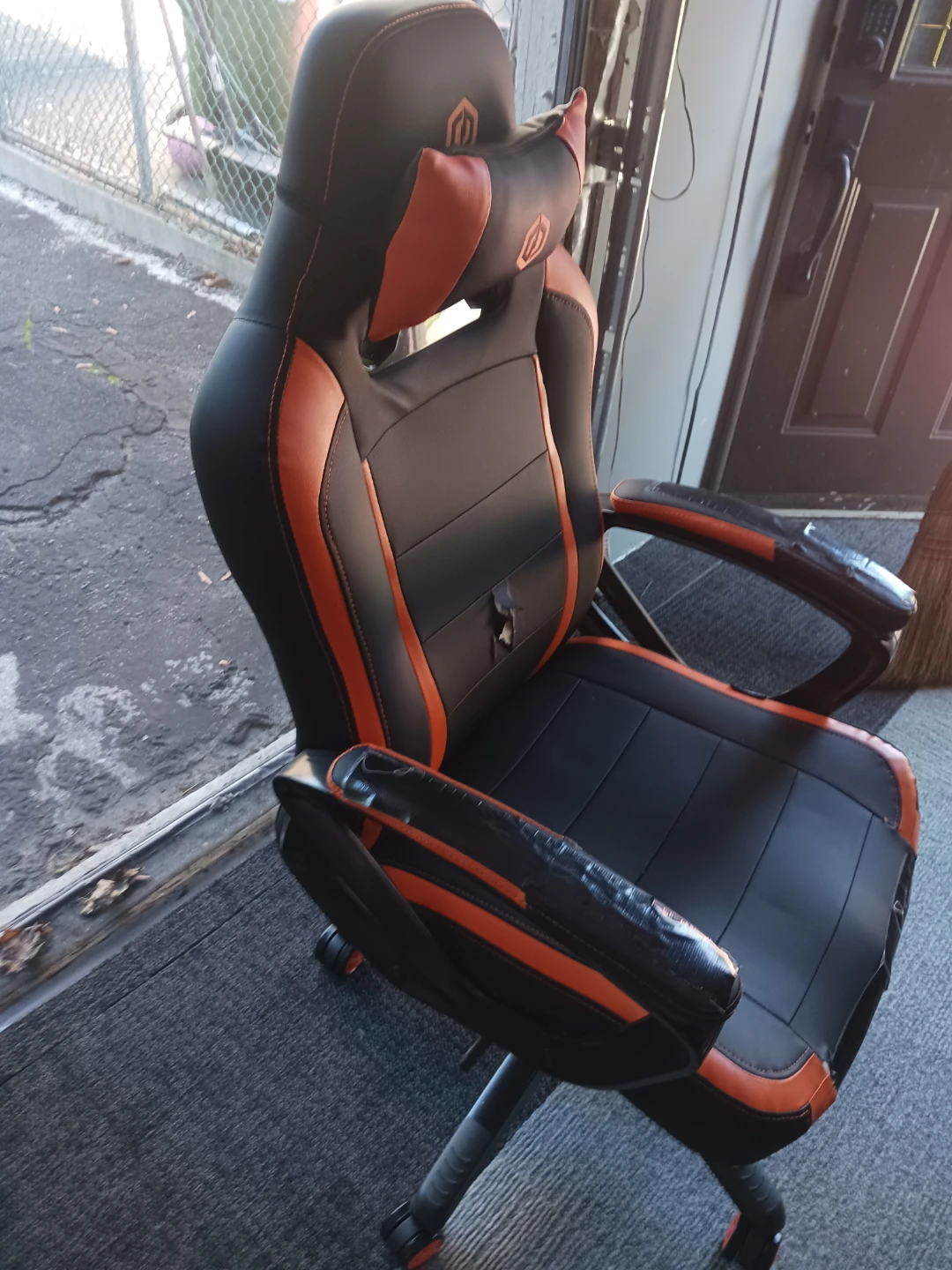 Gaming Chair - photo 2