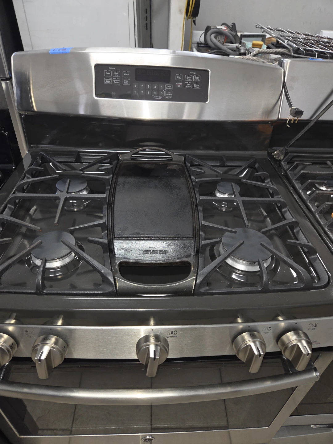 GE Gas Range Stove - photo 3