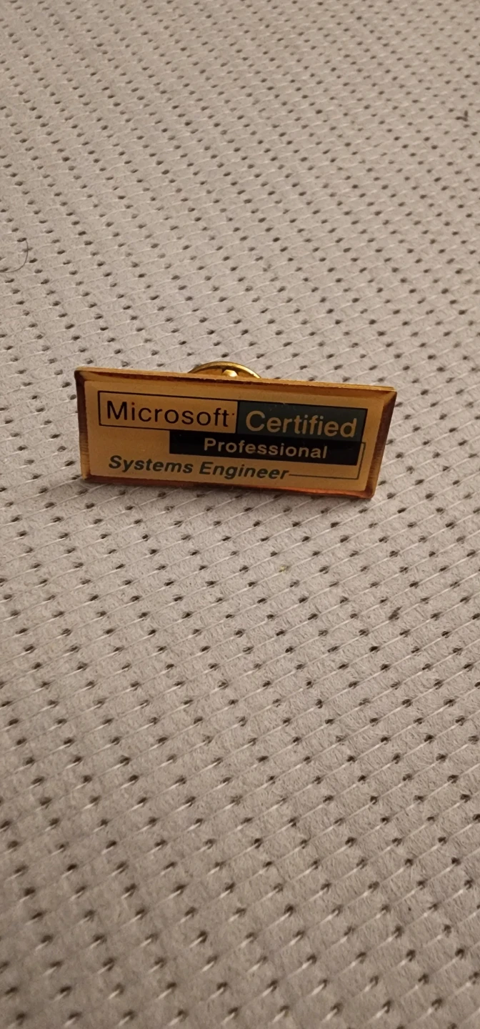 Microsoft Certified Systems Engineer Pin🏈