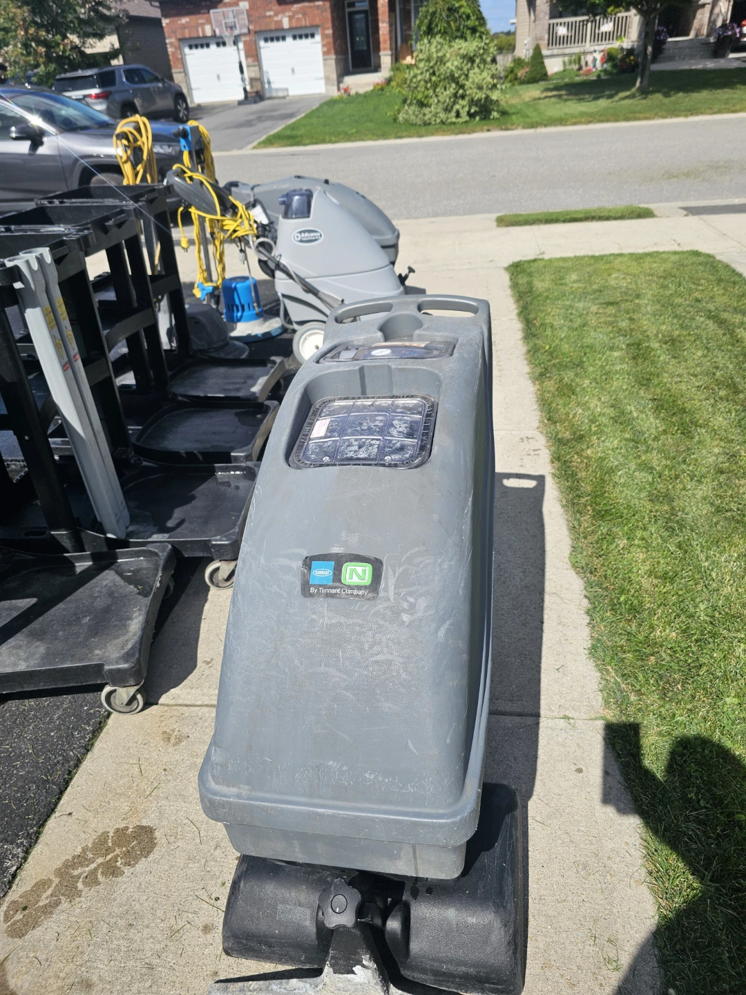 Tennant Nobles Carpet Extractor