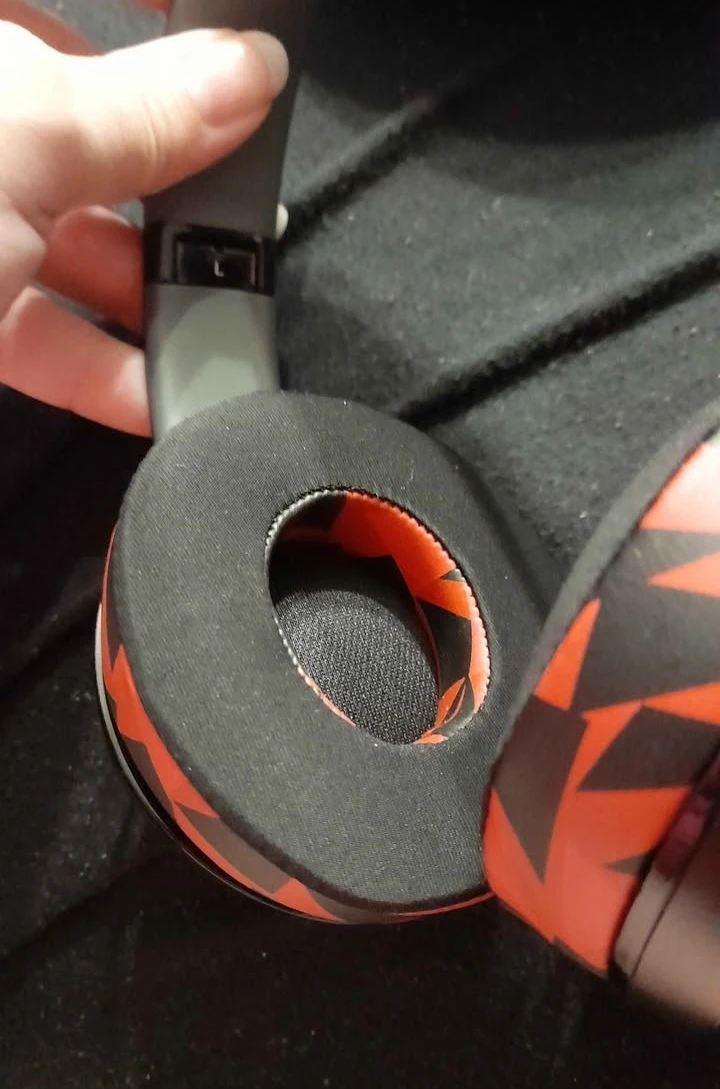 Beats Solo Headphones - photo 3