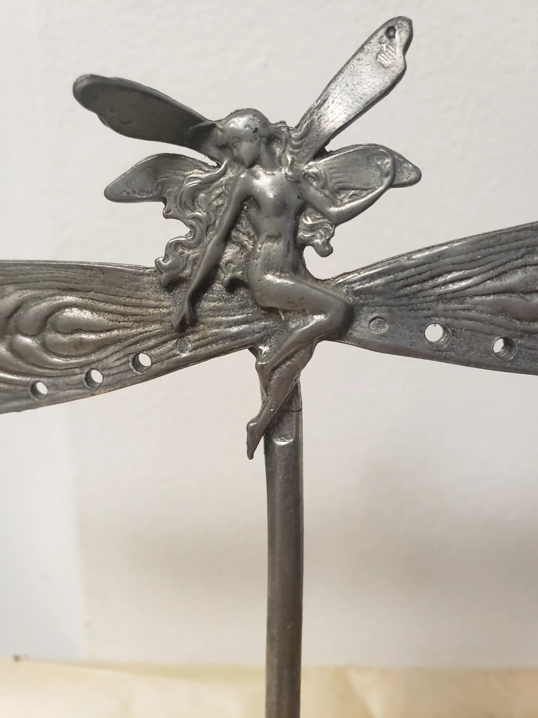 Fairy Design Metal Jewelry Stand - photo 2