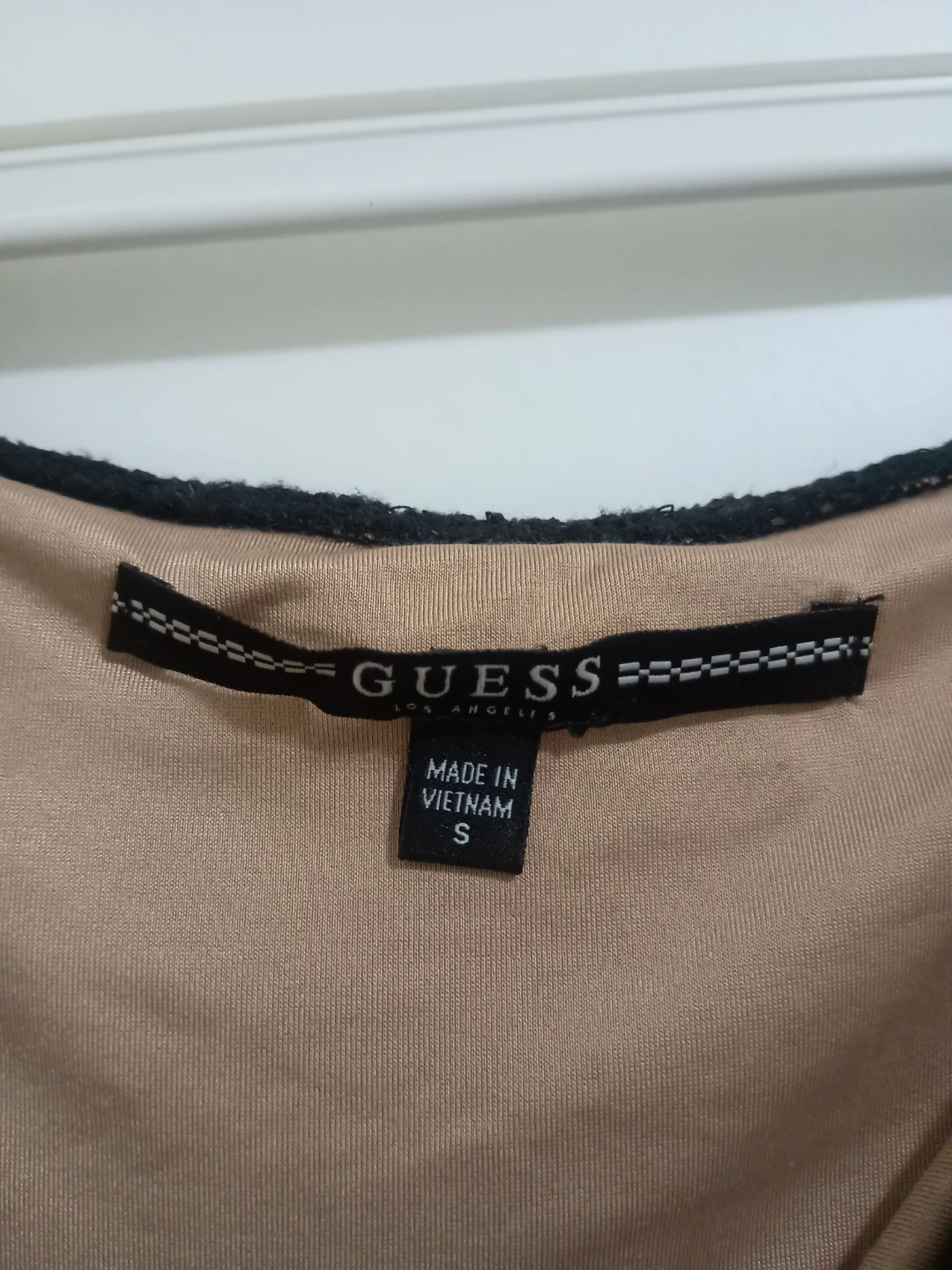 Guess black lace off-the-shoulder top - photo 3