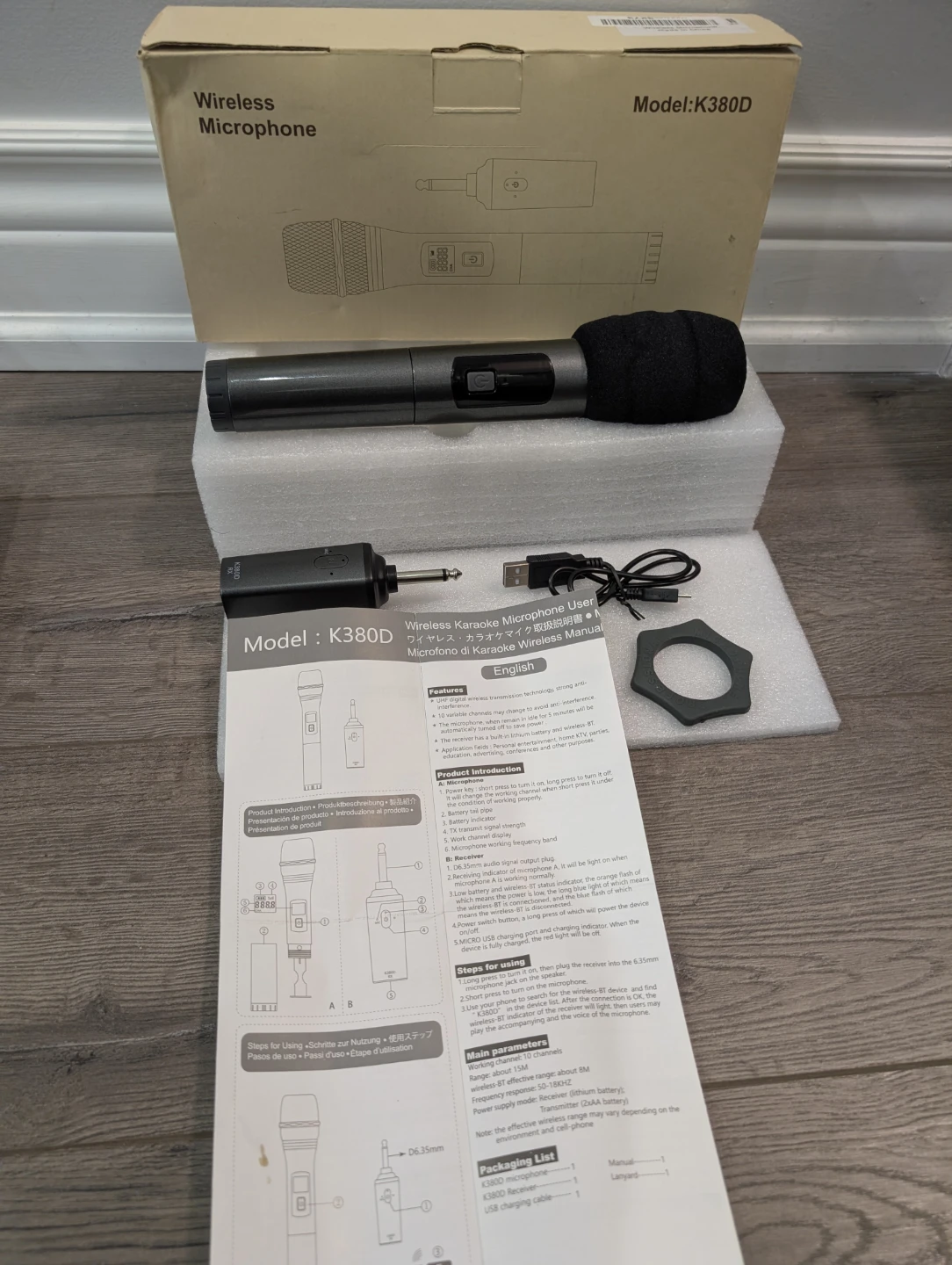 NIB - K380D 10 Channel UHF Bluetooth Cordless Dynamic Microphone