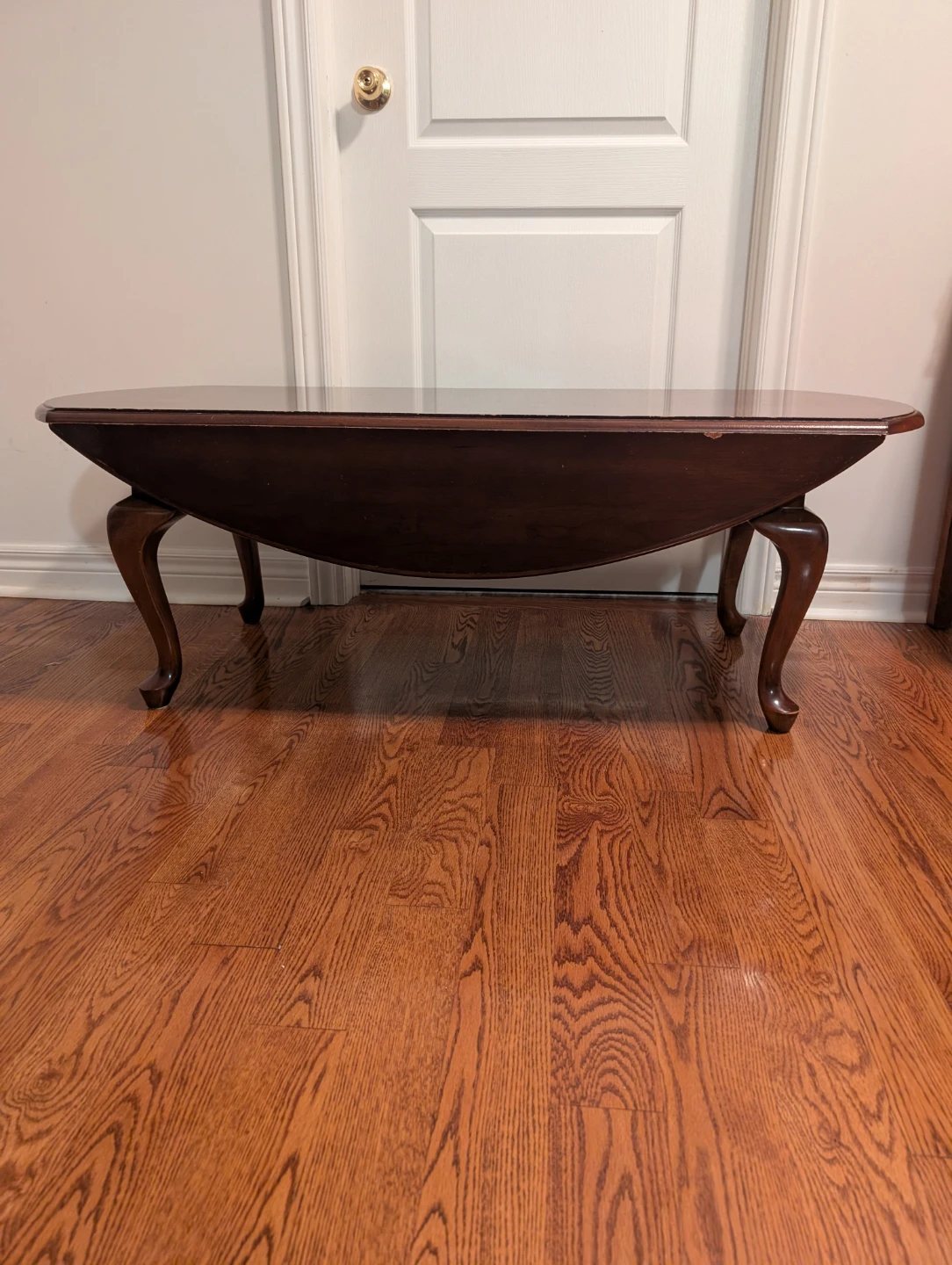 Vintage Oval Wooden Coffee Table - photo 5