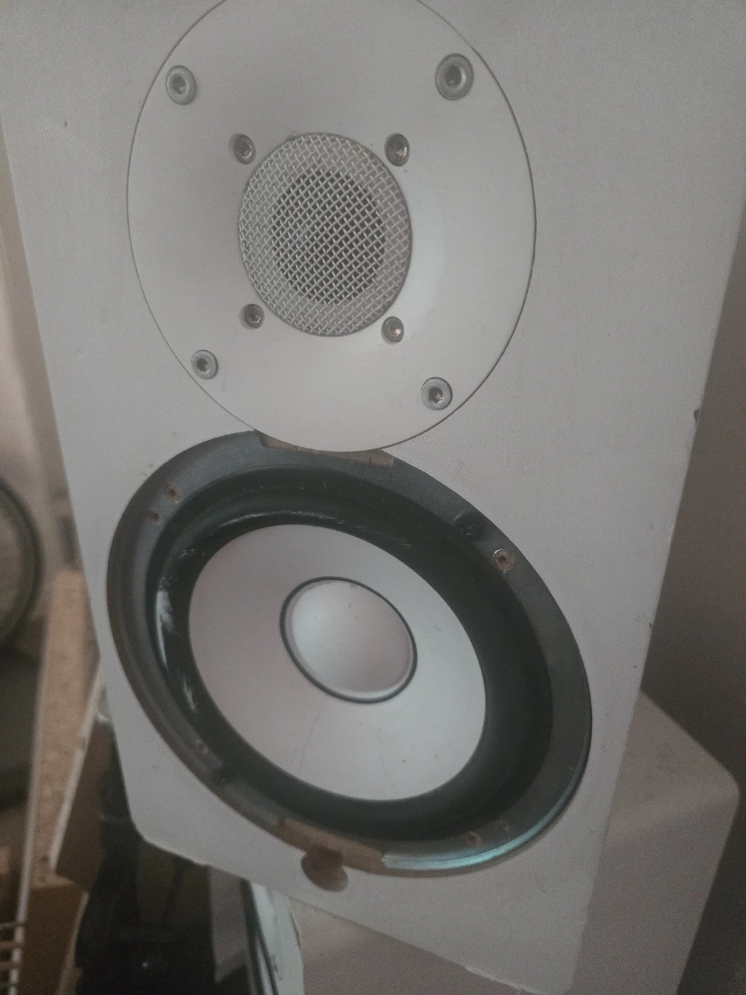 Yamaha HS5 Powered Studio Monitors - photo 2