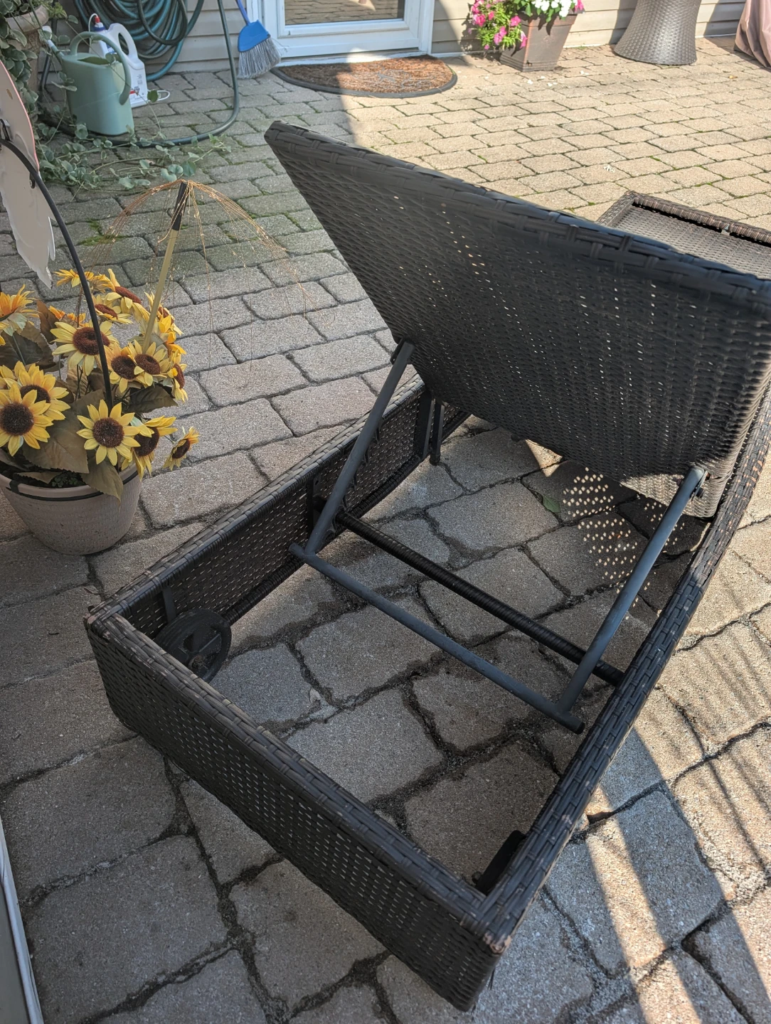 Wicker chaise lounge - photo 3