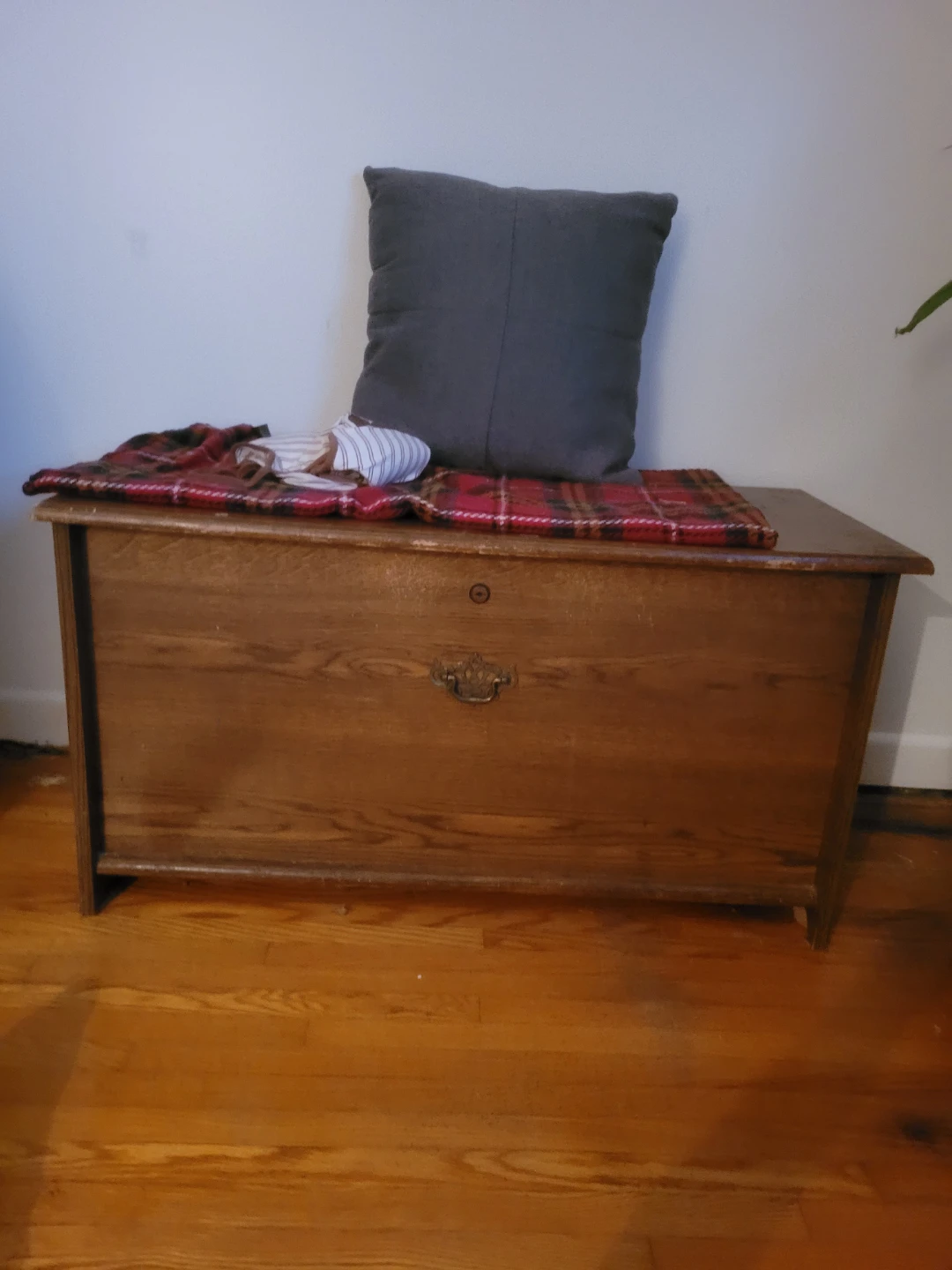 Vintage Solid Wood Blanket Chest