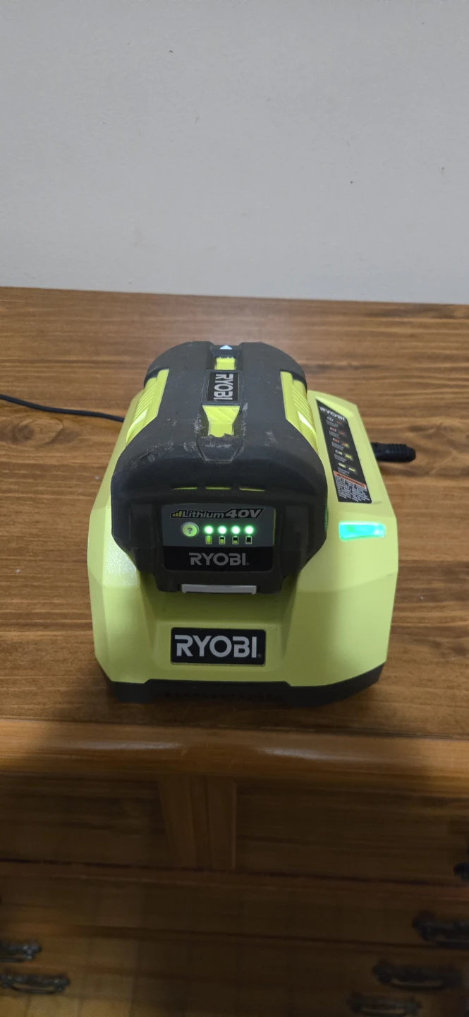 Ryobi 40v 4.0Ah Lithium-ion Battery And Rapid Charger - photo 2